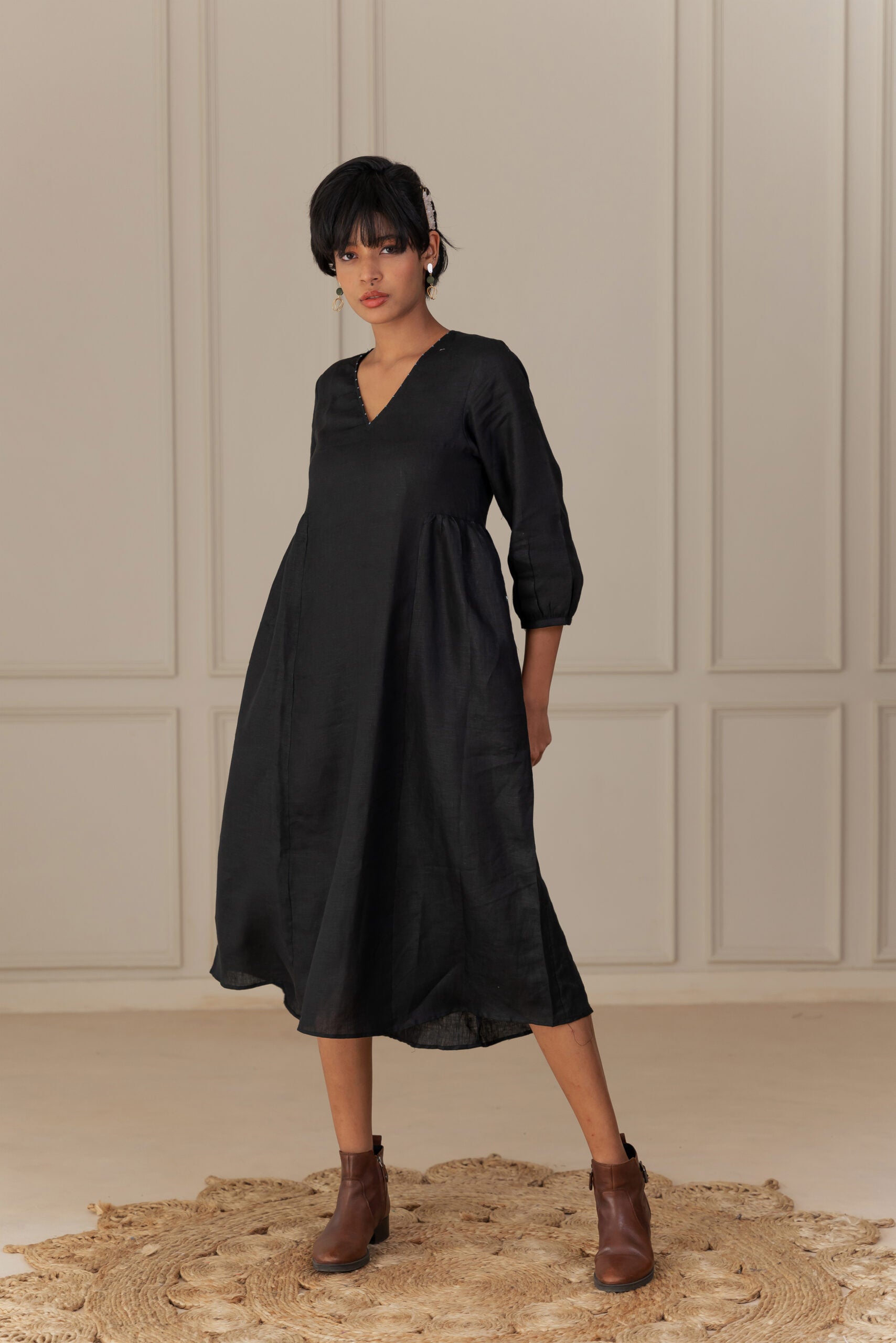 Nova Linen Dress - Black