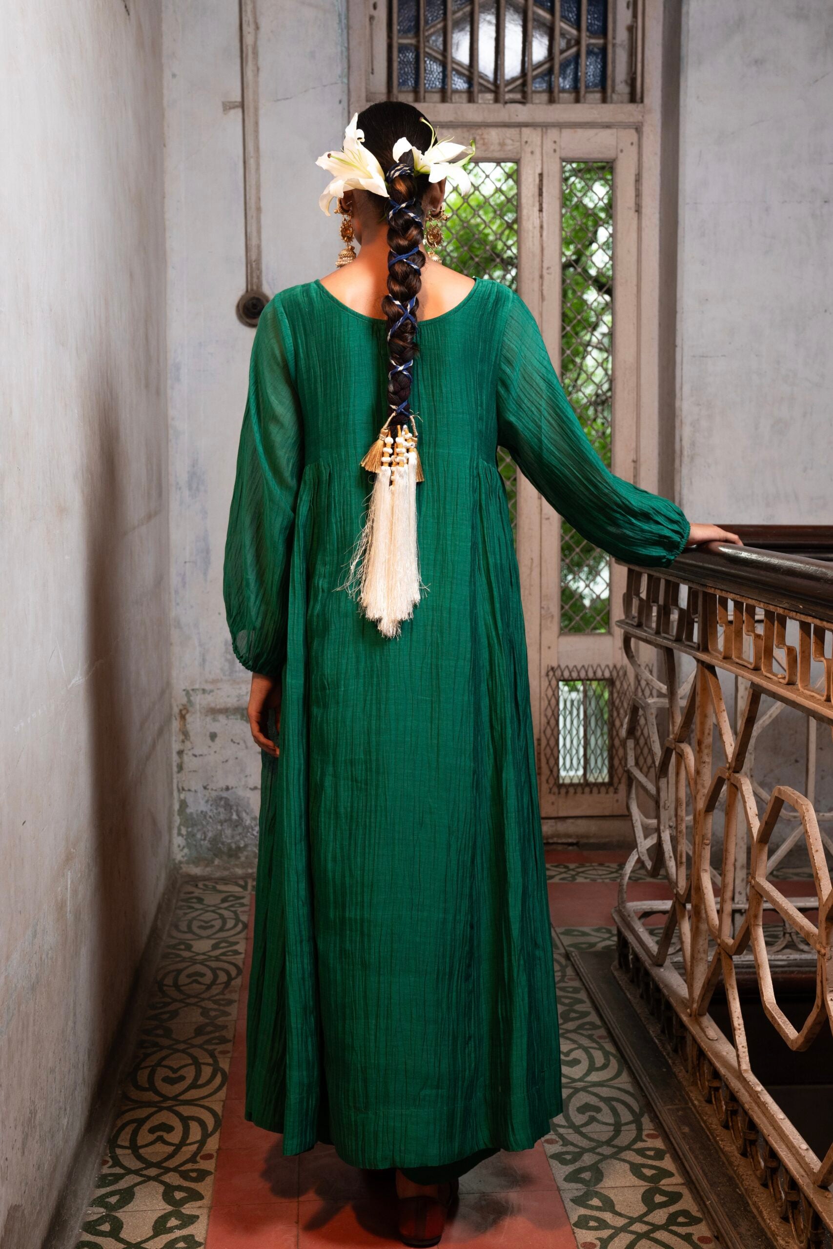 "Saaras" Dress- chatak Haraa