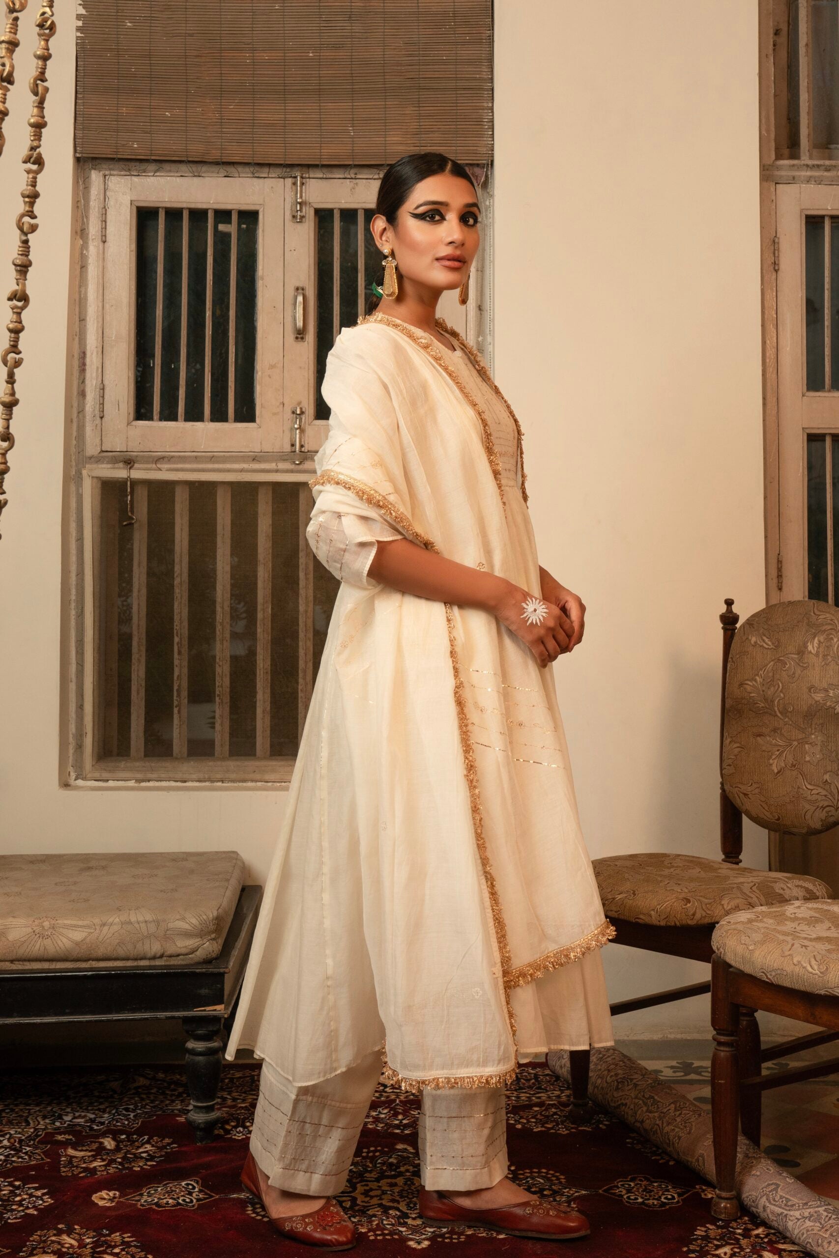 Phool Bel kurta set - Ivory White