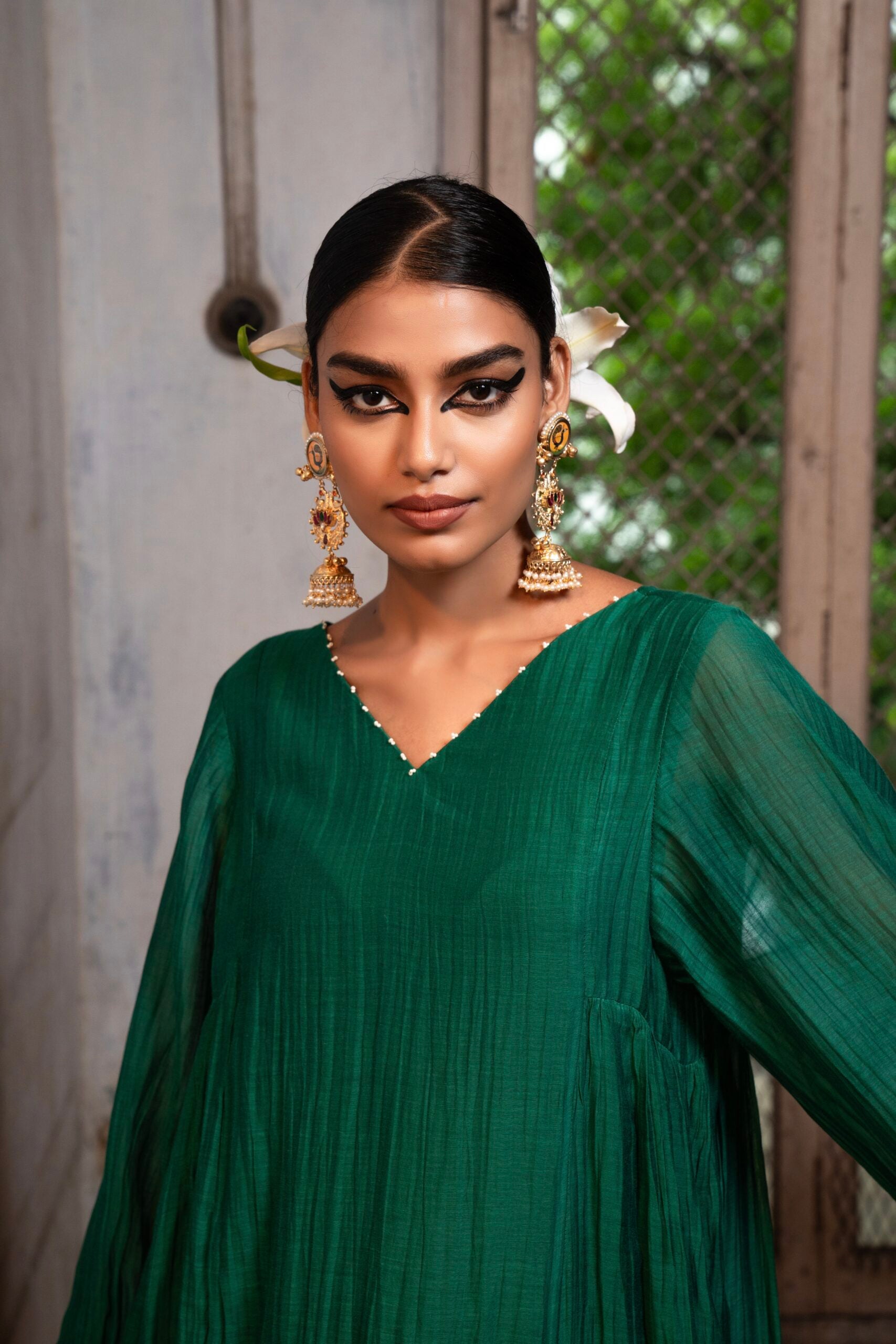 "Saaras" Dress- chatak Haraa