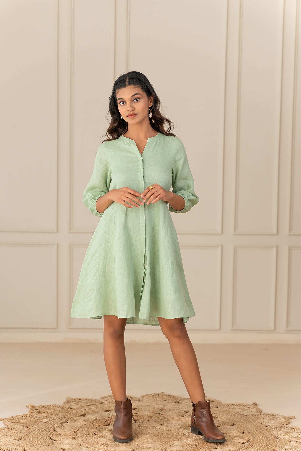 MAPLE LINEN SHORT DRESS - Pista Green