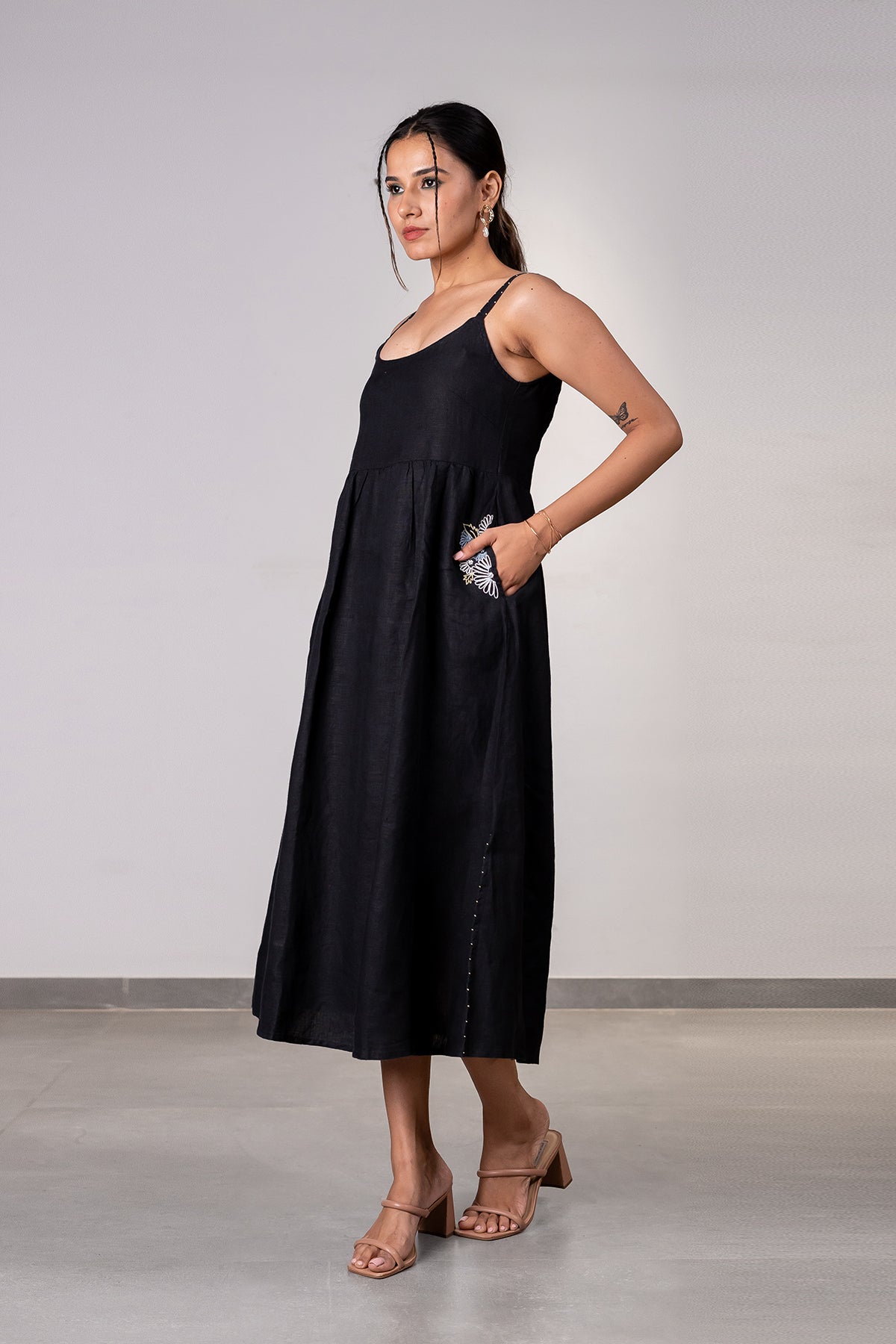 Alicia Strap Panel Dress with pockets - Black