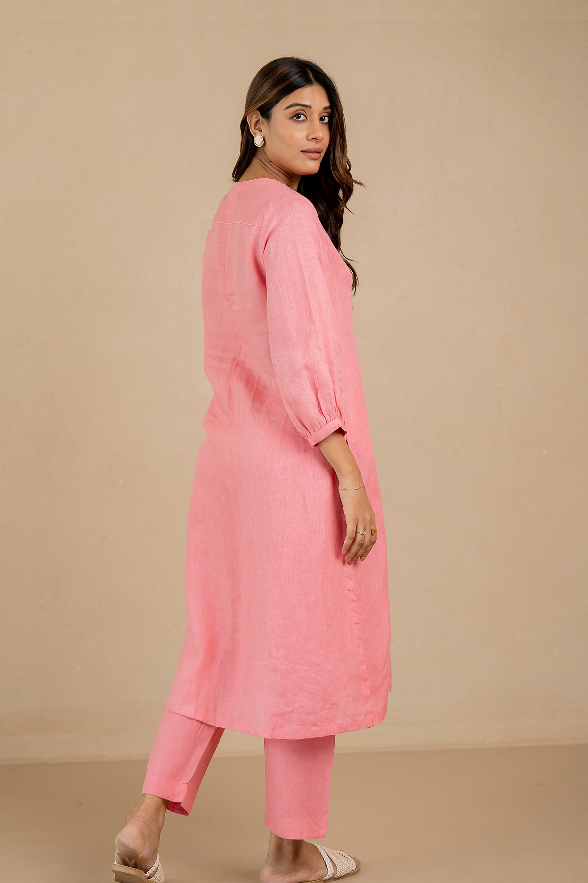 Ana-Linen-V-Neck-Kurta-and-Pants-Set-With-Pockets-Flamingo-Pink-