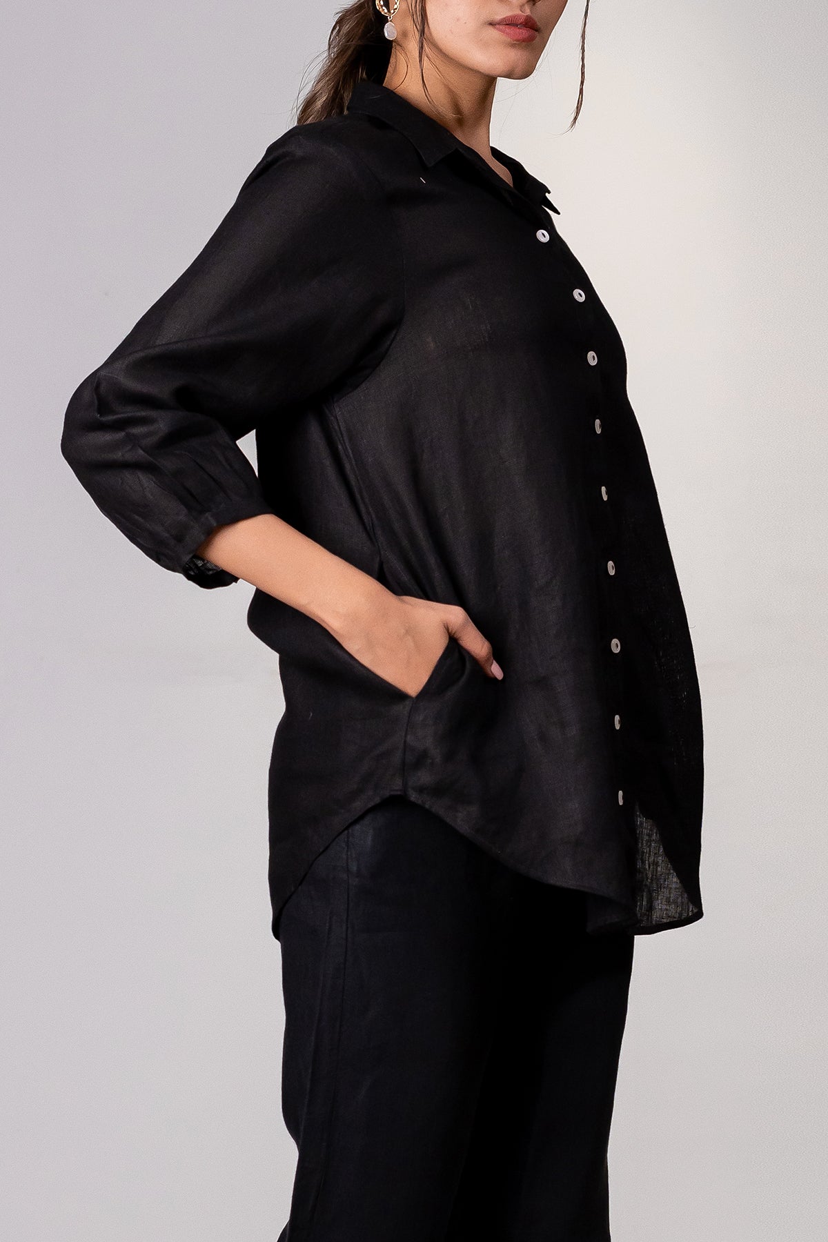 Beth Linen Shirt - Black