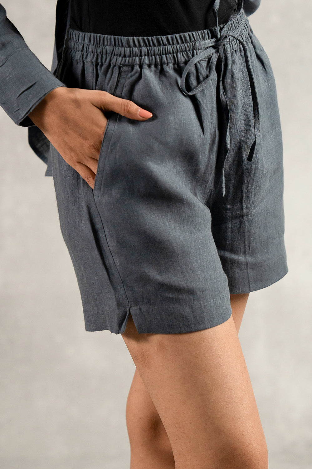 Bobby Linen Drawstring Shorts With Pockets – Charcoal Grey