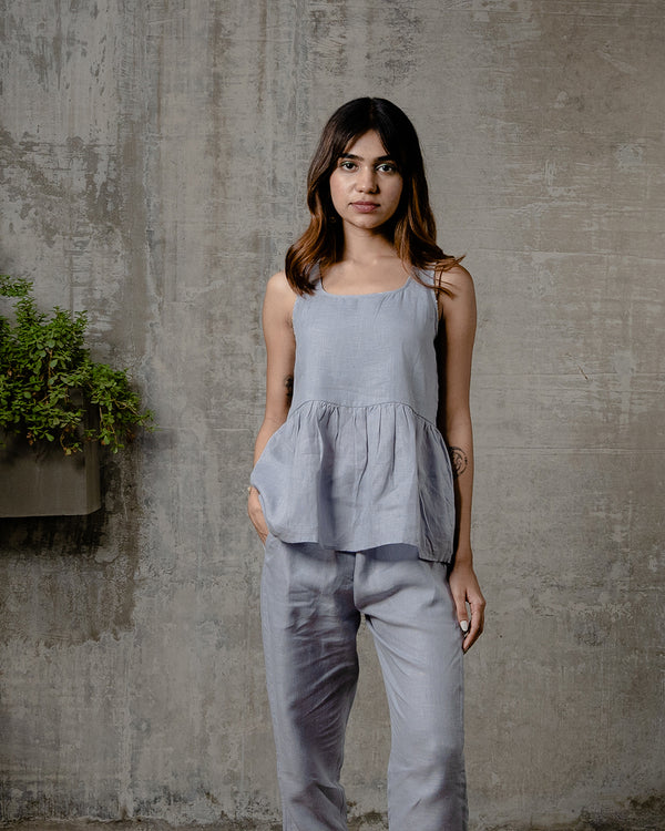 CAROL LINEN SLEEVELESS TOP - Powder Blue