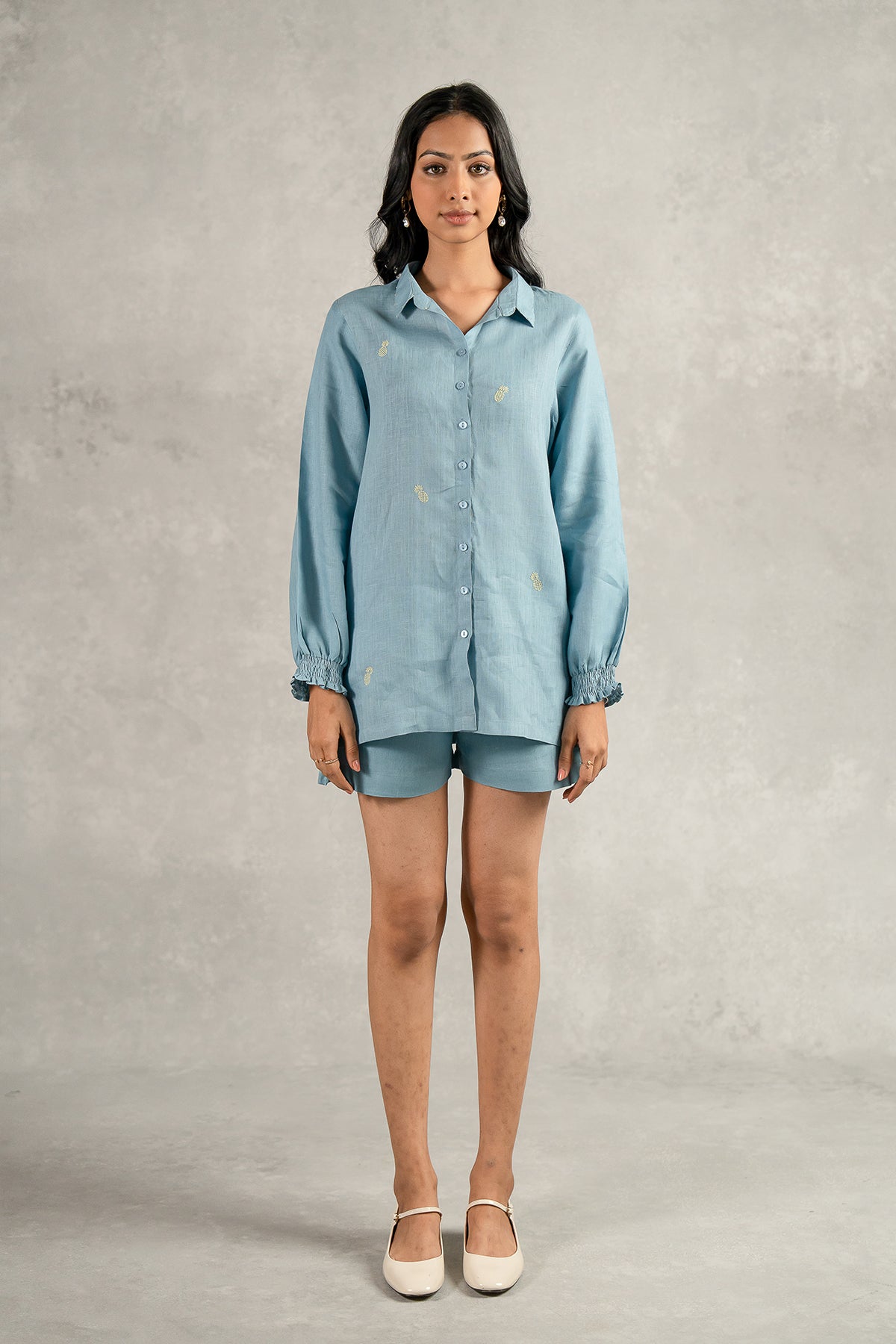 Carla Linen Bobbin Shirt With Pockets – Icy Blue