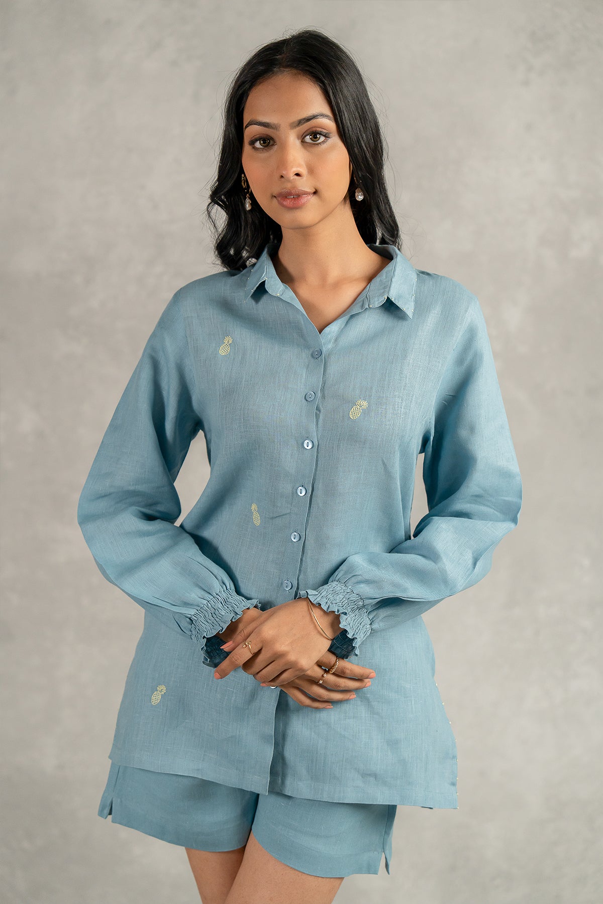 Carla Linen Bobbin Shirt With Pockets – Icy Blue