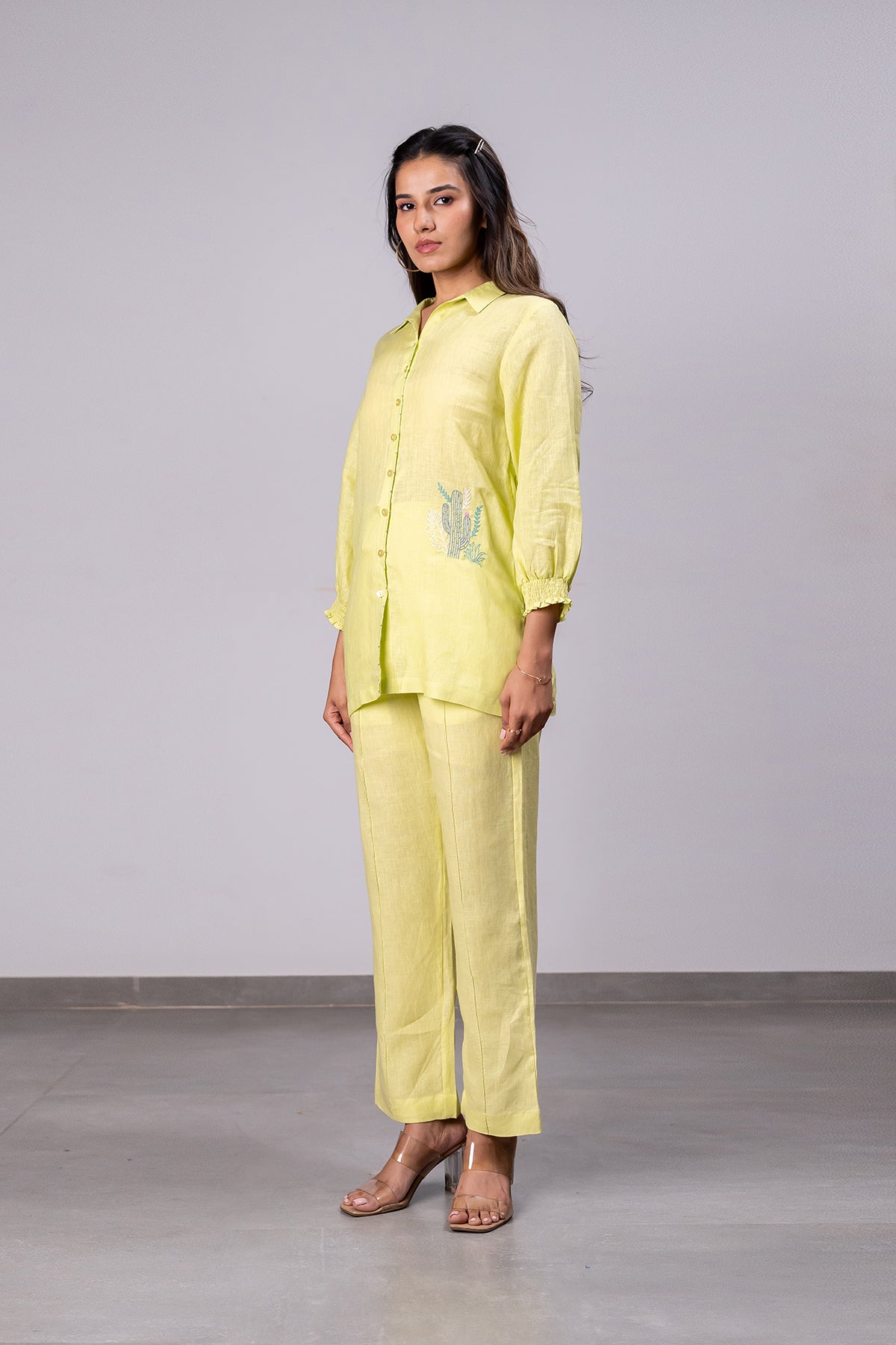 Carla Linen Bobbin Shirt with Pockets - Lime