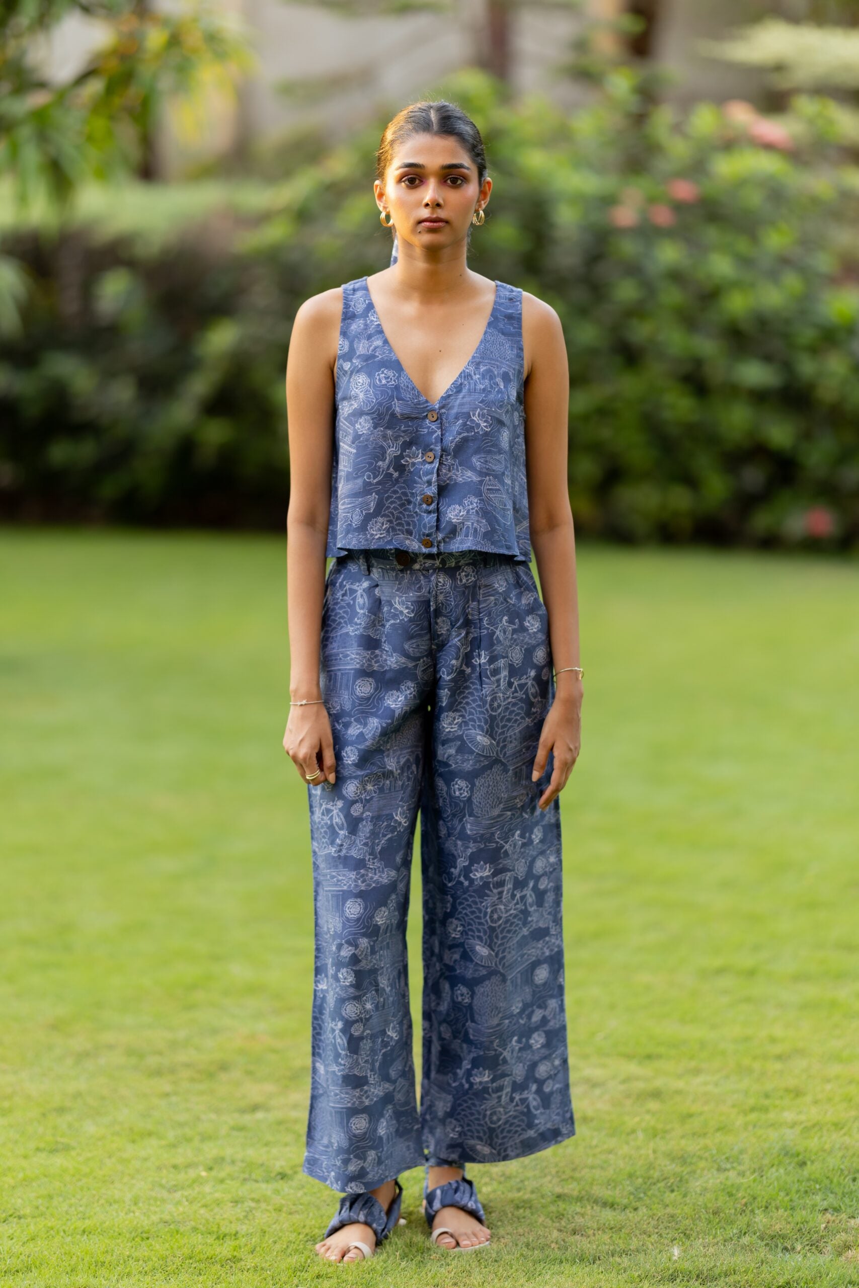 Linen Vest - Blue Banaras