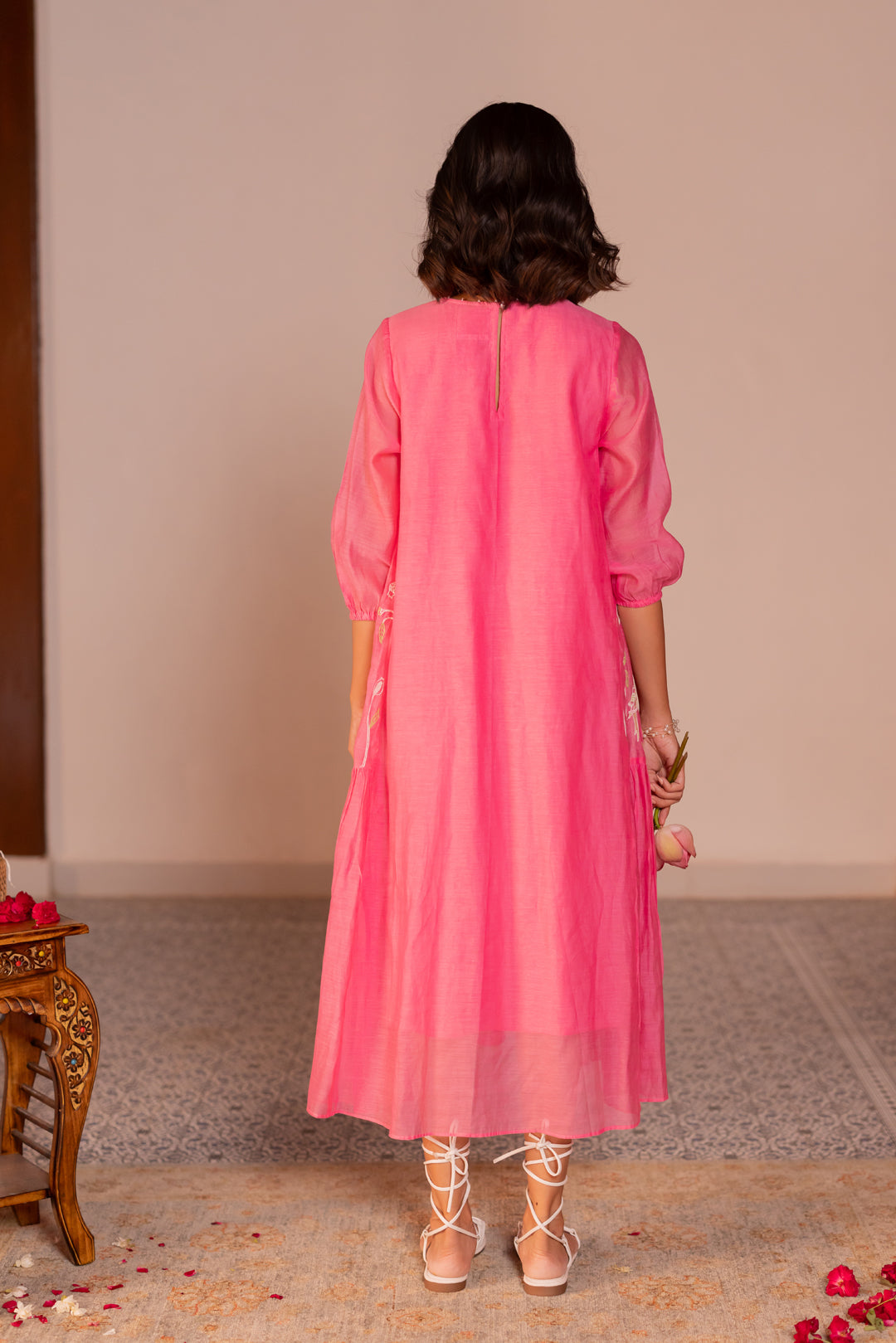 V-neck side frill dress