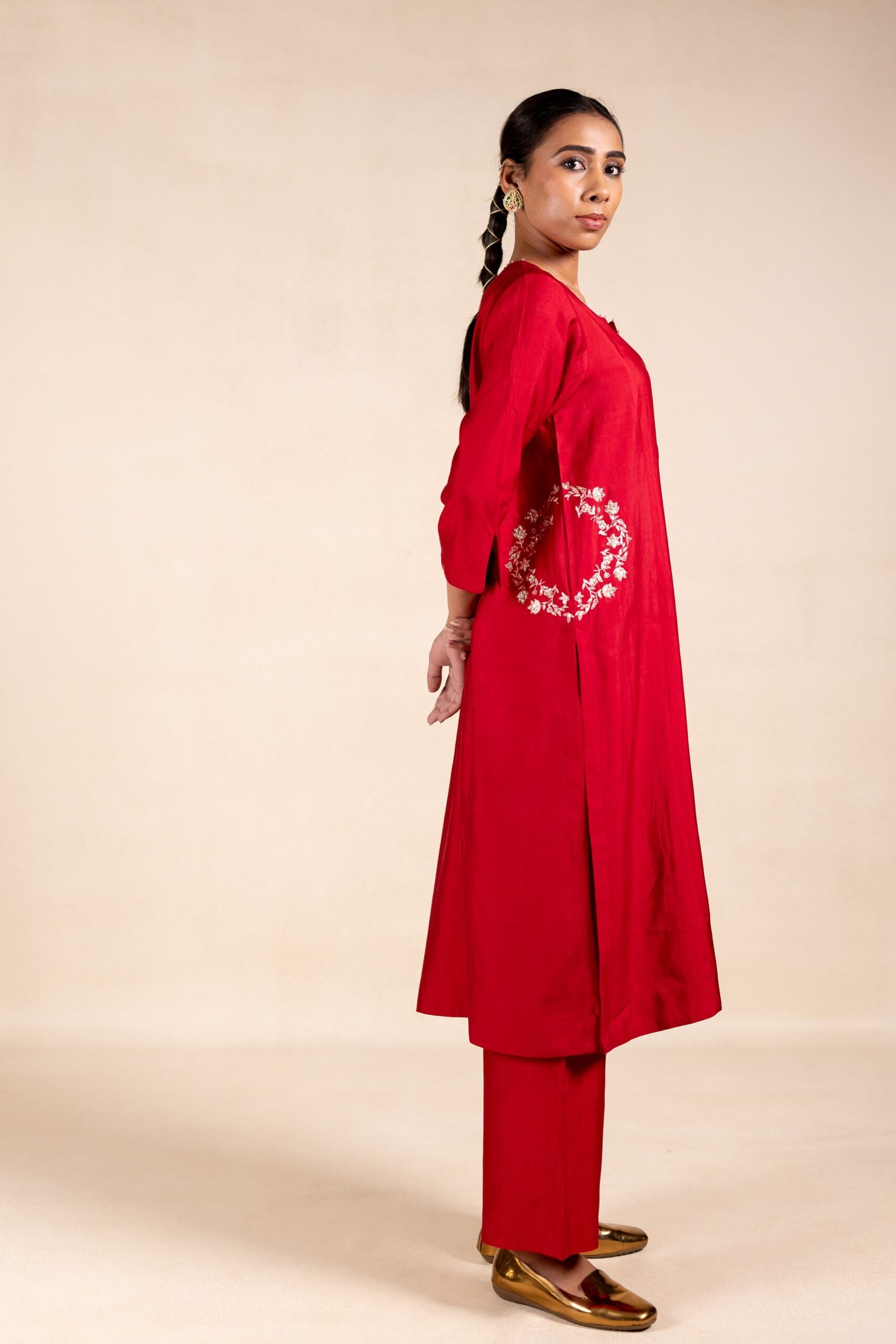 Mohini Silk Embroidery Kurta Set - Red
