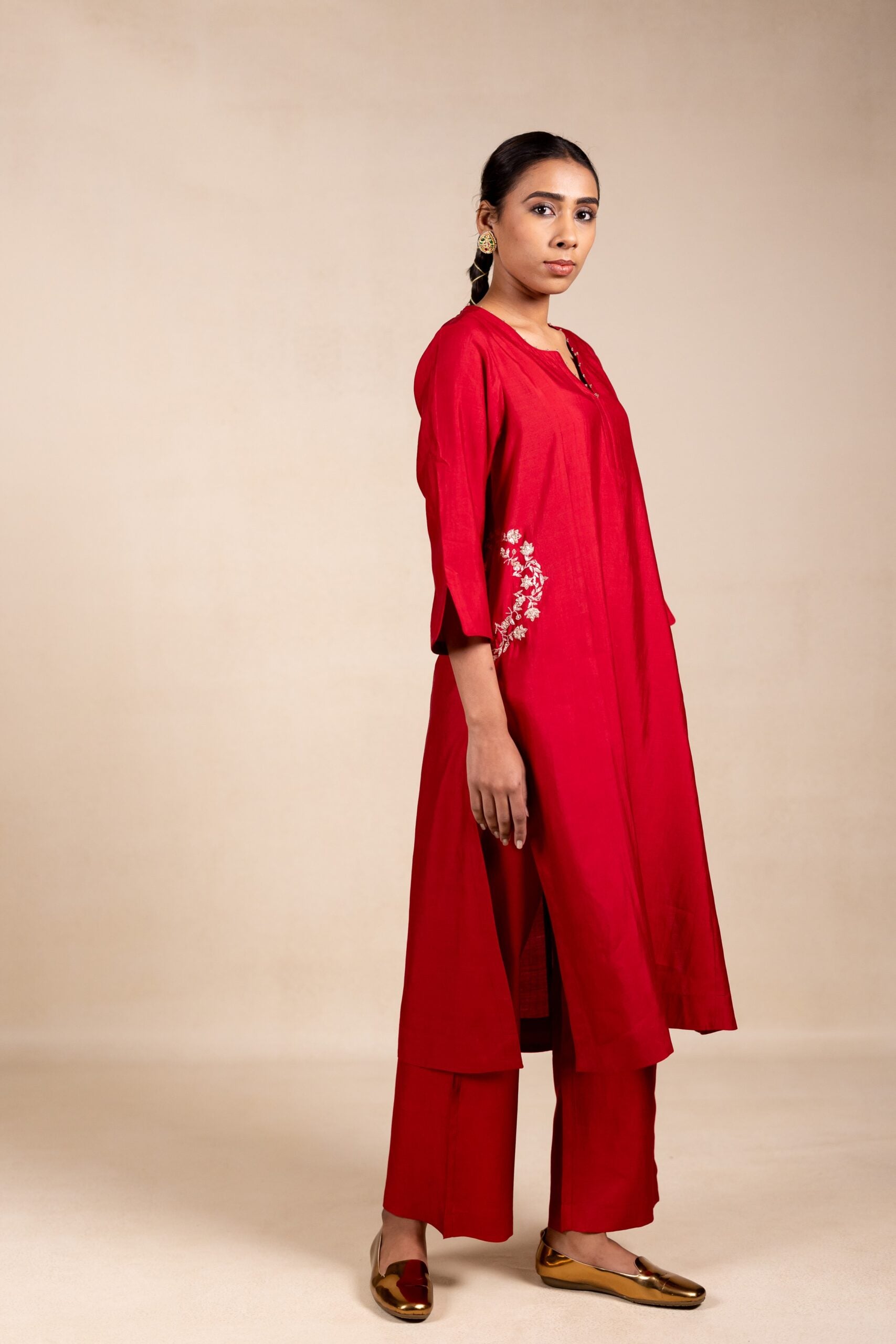 Mohini Silk Embroidery Kurta Set - Red