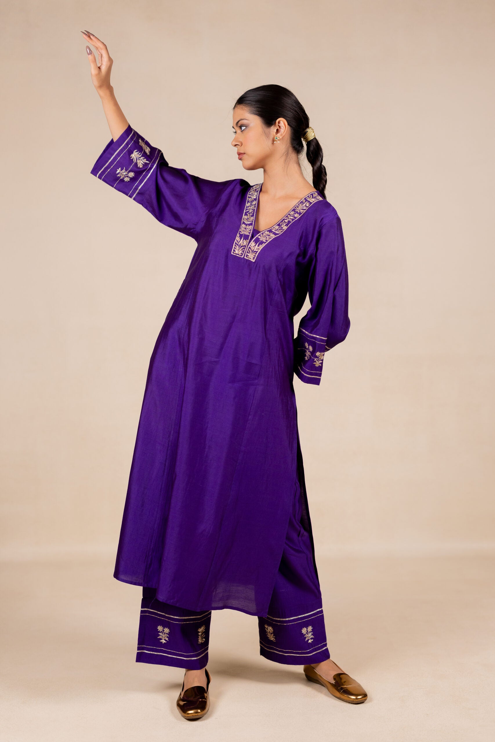 Devyani Embroidered Silk Kurta Set - Purple