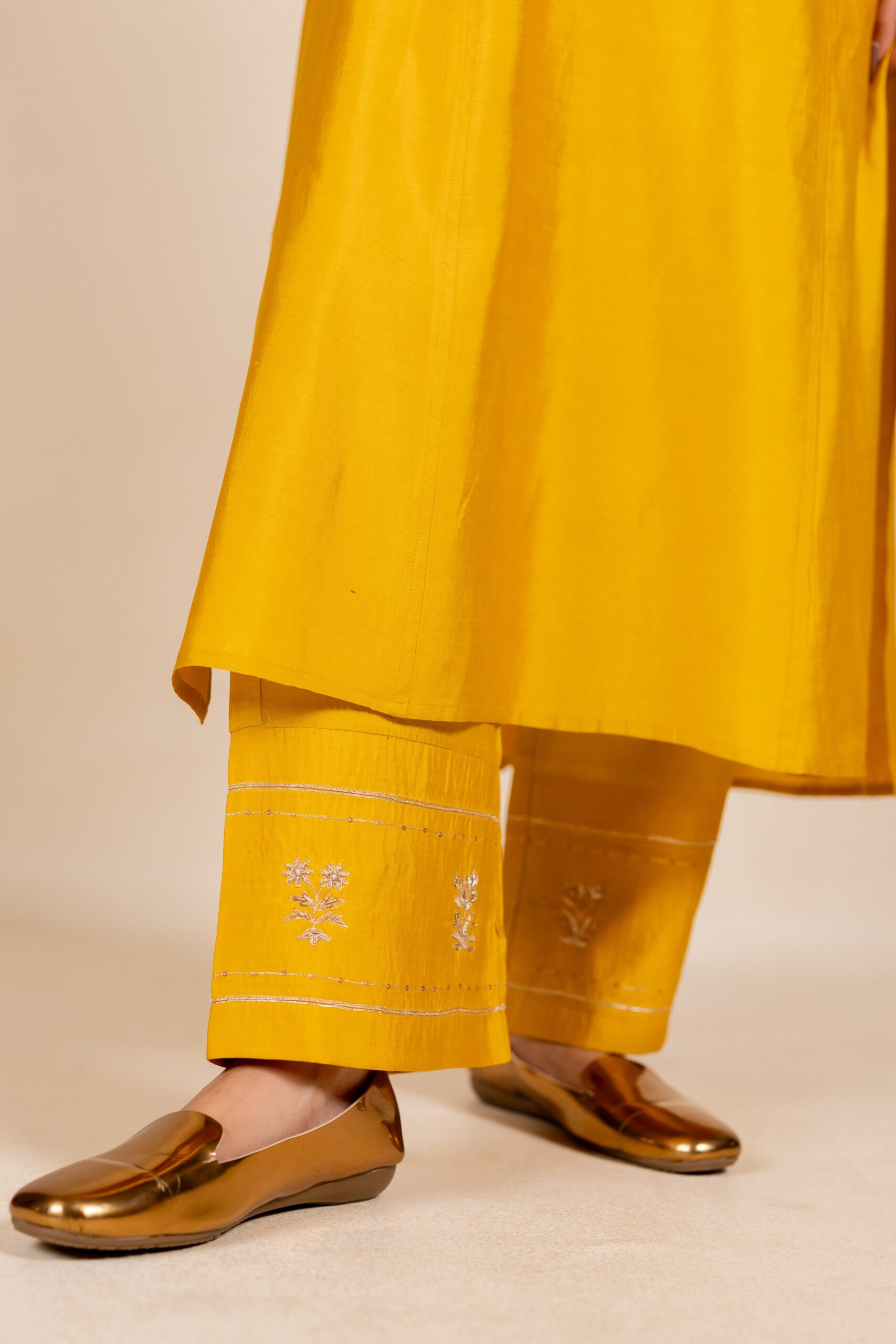 Devyani Embroidered Silk Kurta Set - Yellow