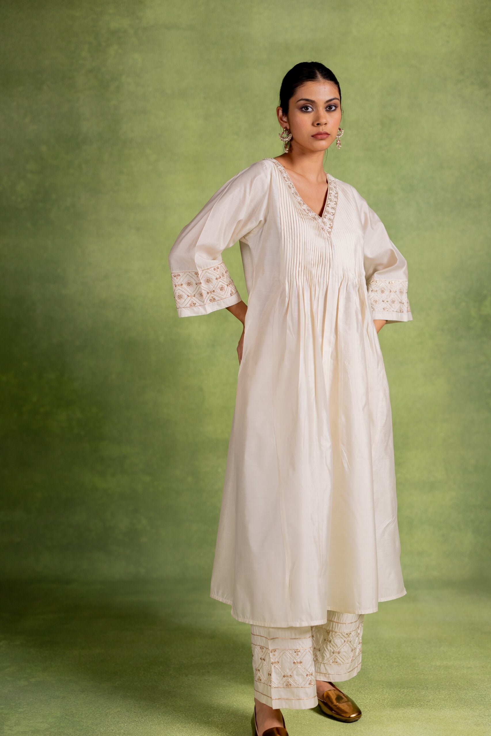 Chandrika Silk Kurta Set - Off white