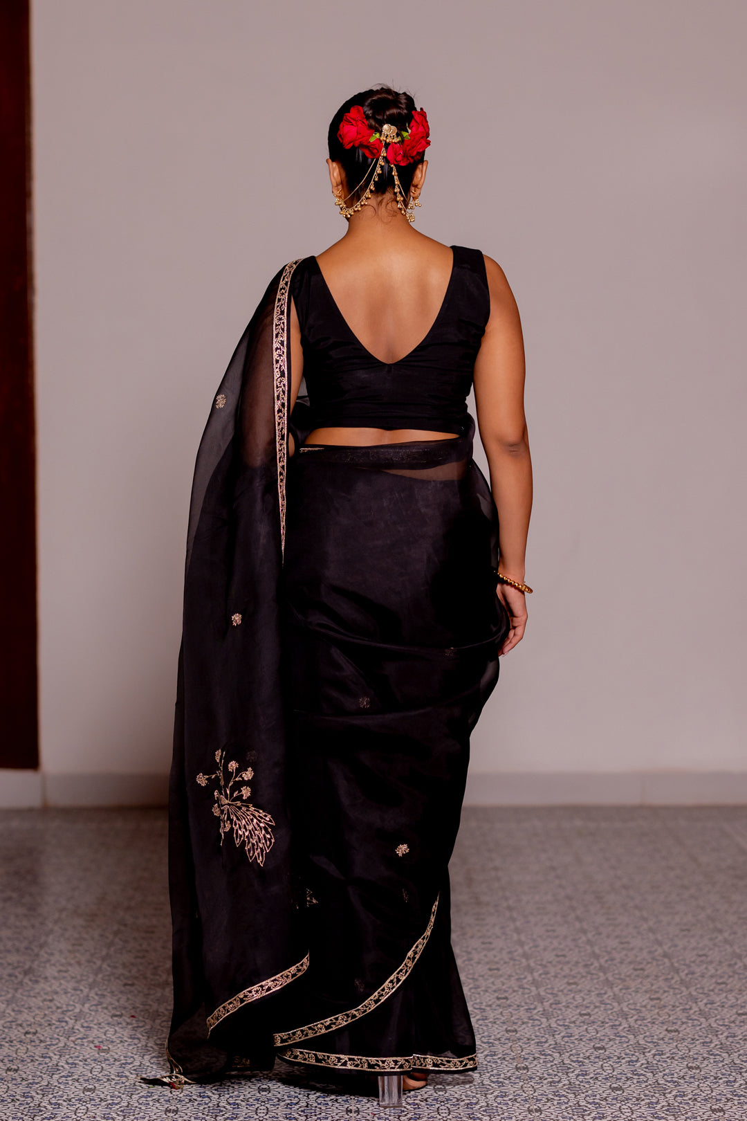 Pushp bel saree without blouse