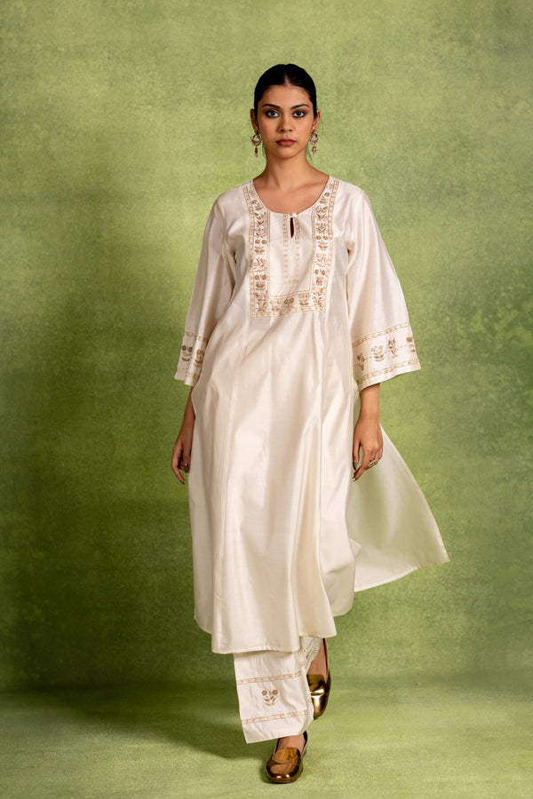 Rukmani Embroidered Silk Kurta Set- Off White