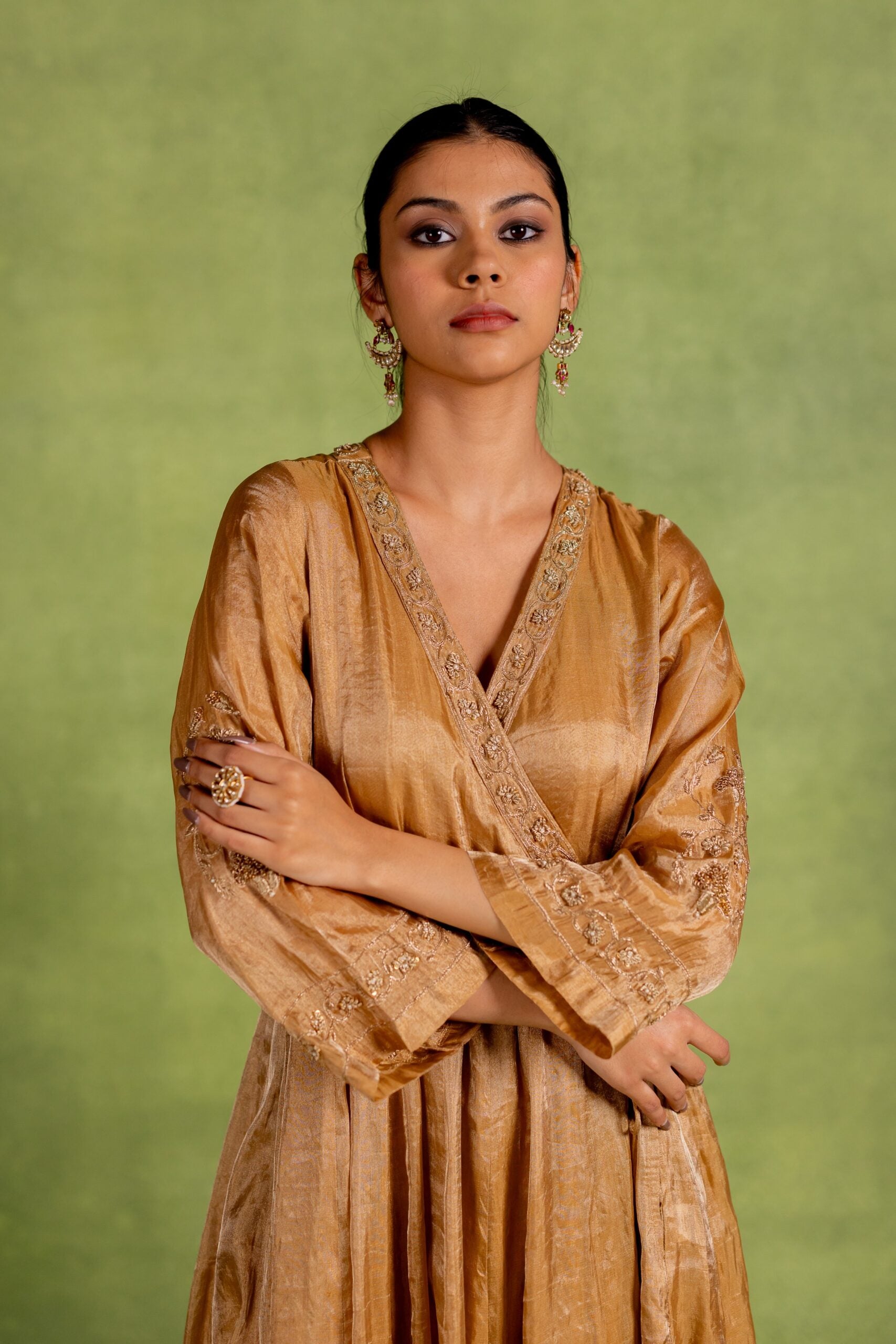 Vasundhara Tissue Angarkha Set - Golden