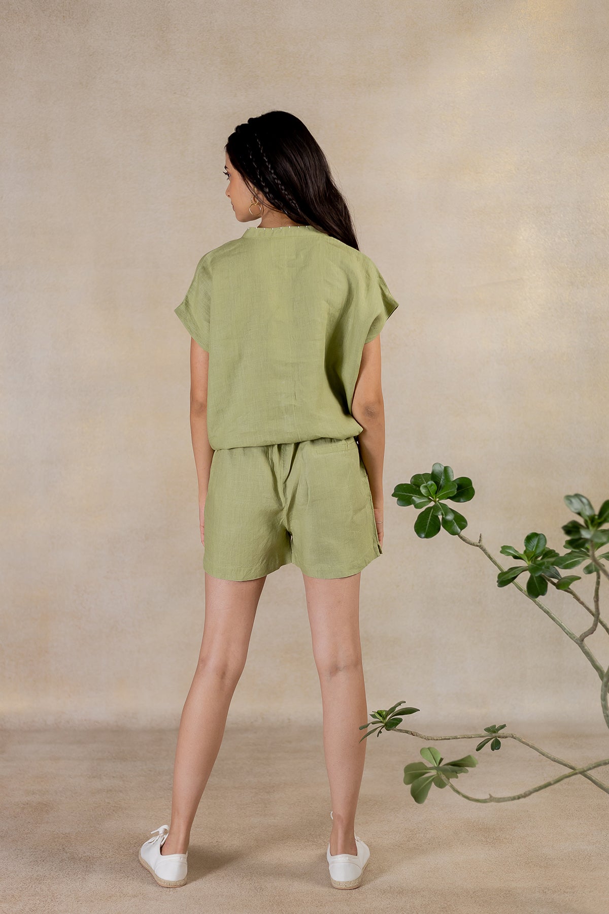 Day 14 - Linen Drawstring Shirt With Patch Pocket - Meadow Green