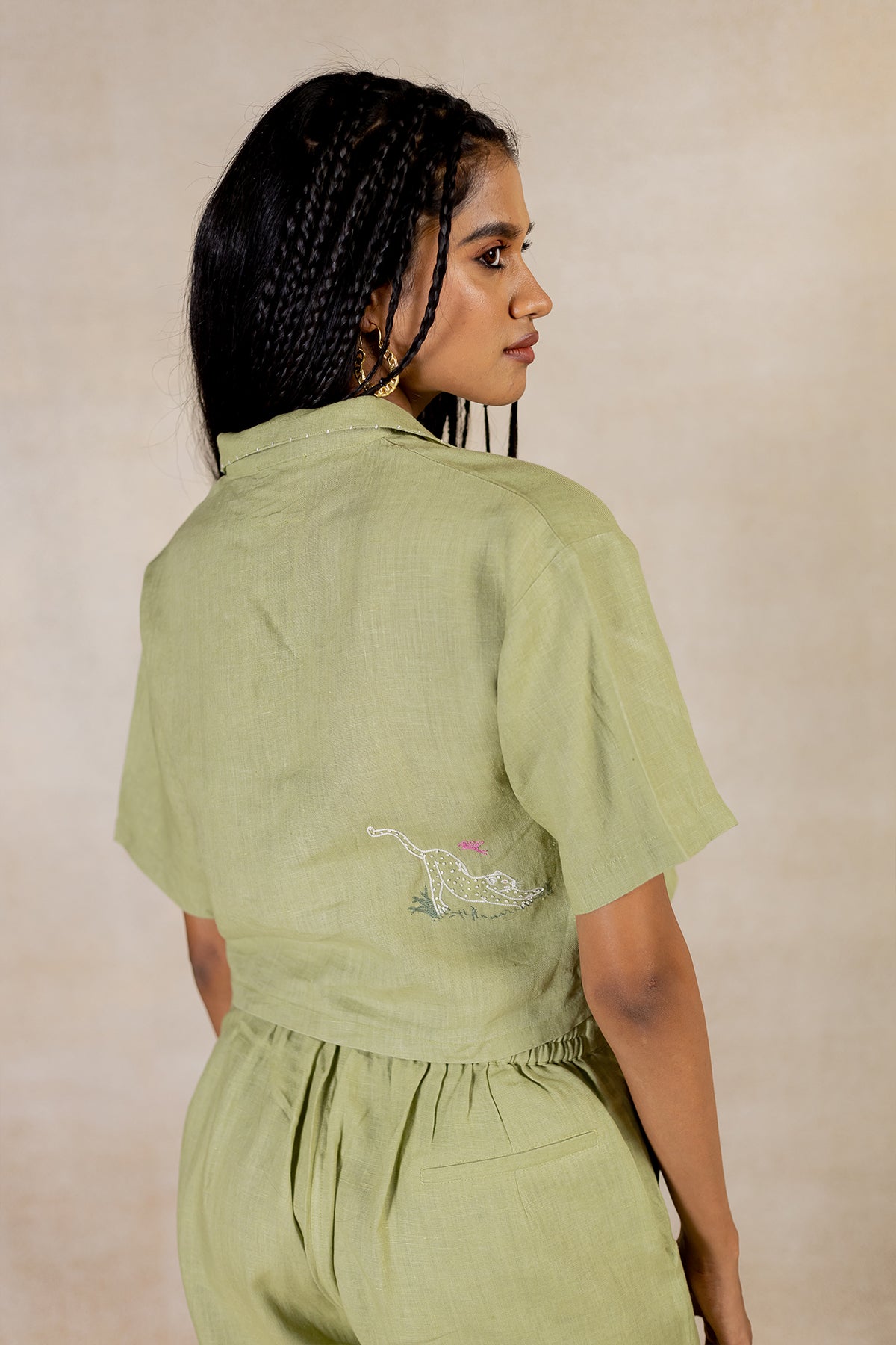 Day 19 - Linen Crop Shirt - Meadow Green