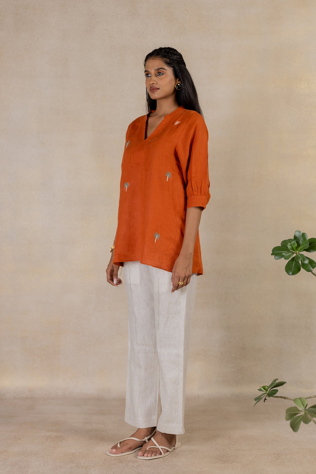 Day 29 - Linen V-neck Top With Pocket - Tan Rust