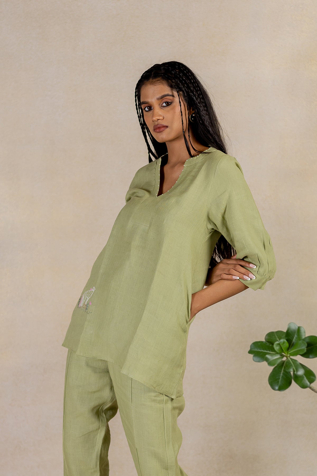 Day 29 - Linen V-neck Top With Pocket - Meadow Green