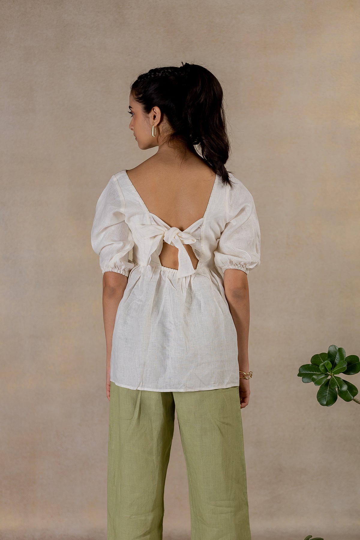 Day 9 - Linen Back Knot Top - Off White