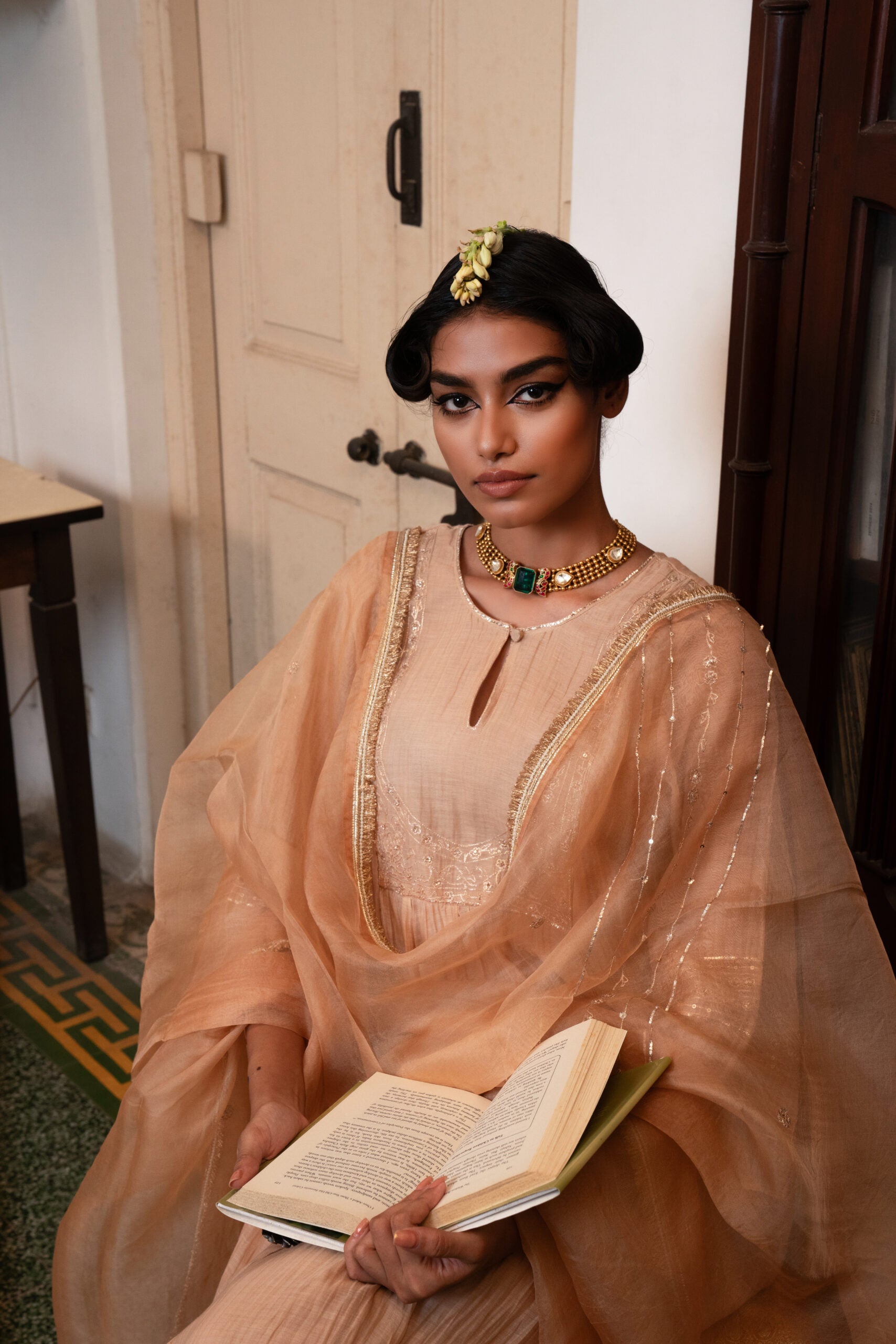 Sheesh Mahal Kurta set - swarn "beige"