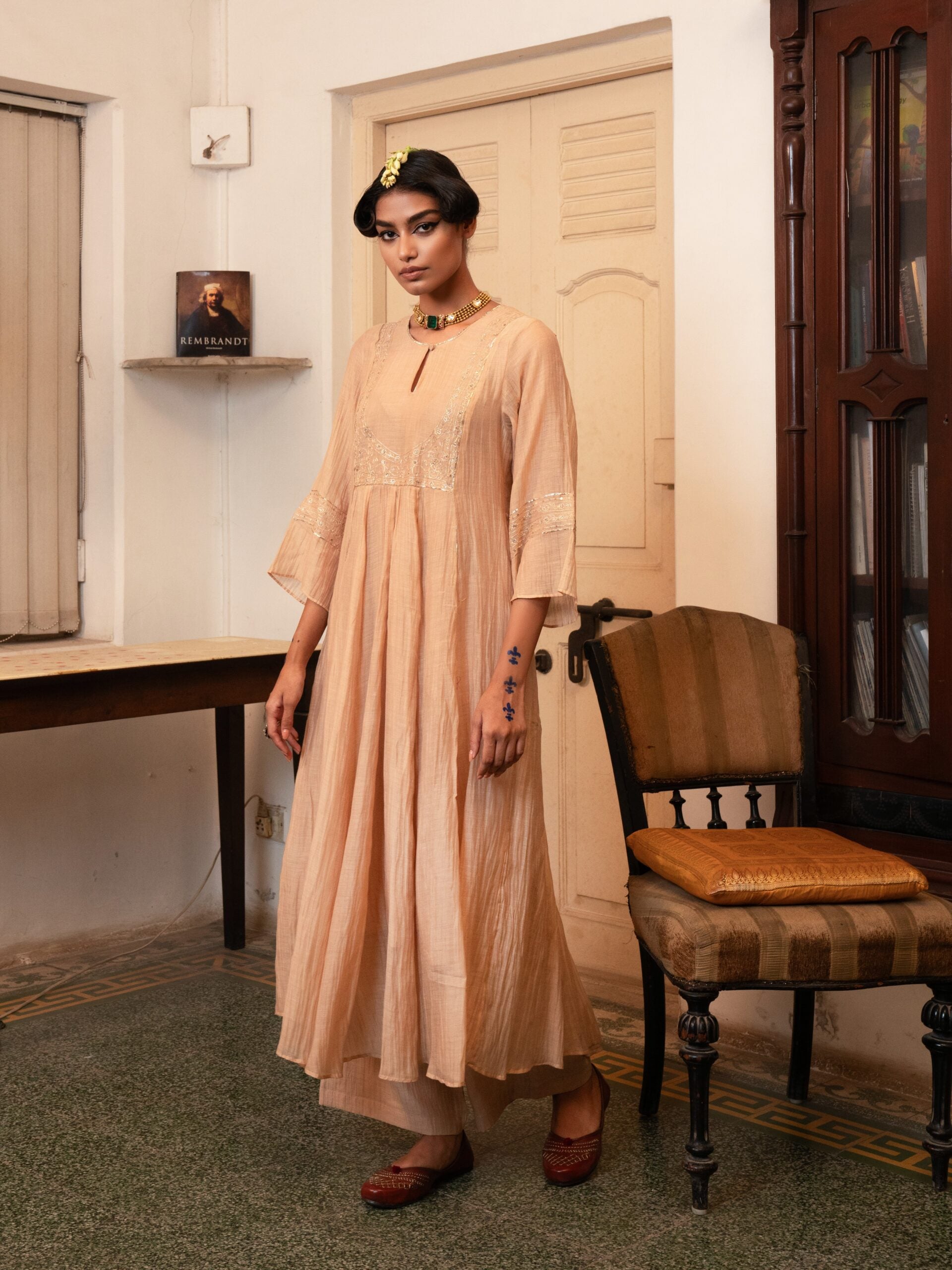 Sheesh Mahal Kurta set - swarn "beige"