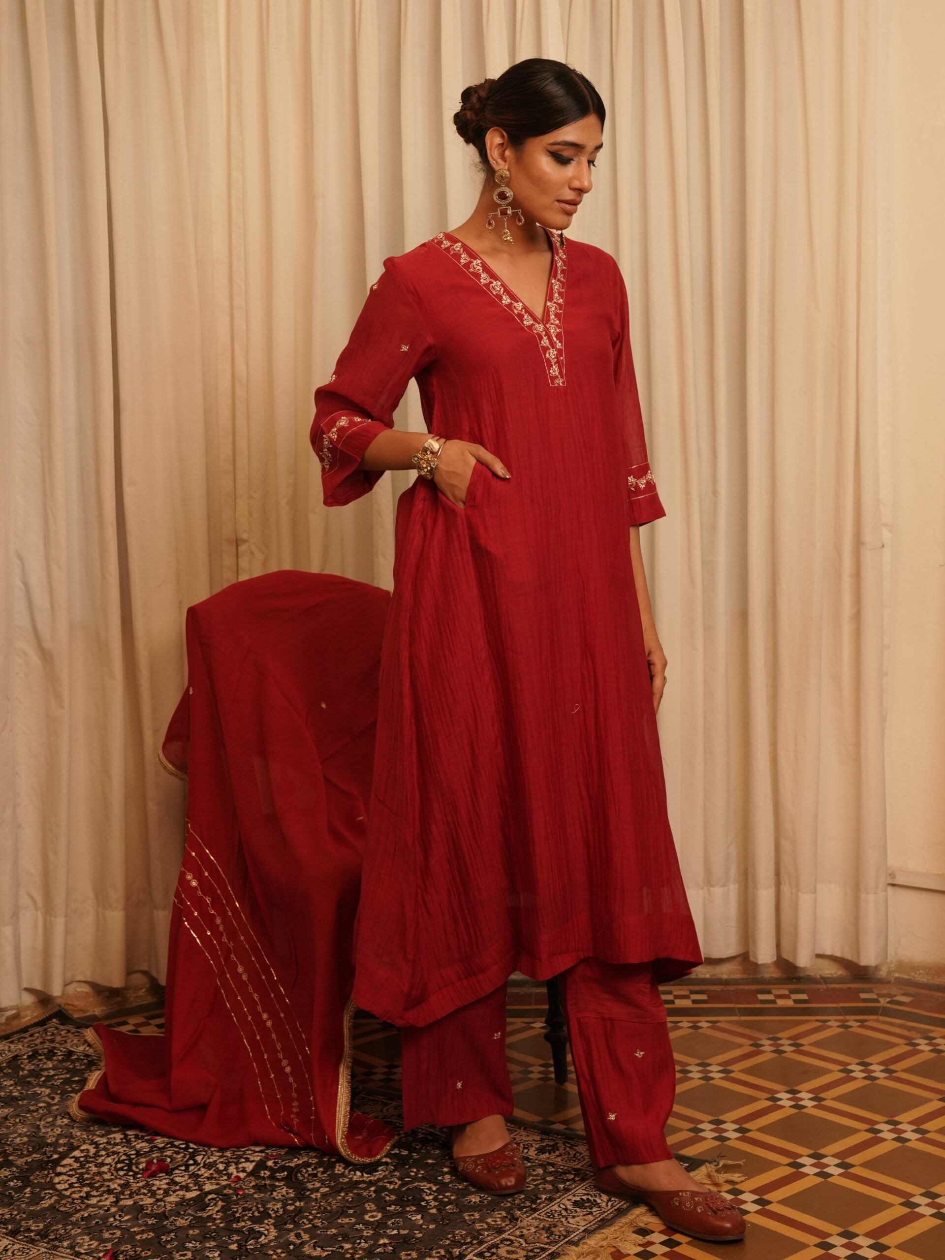 Moti Manek Kurta set - sindhoori Laal
