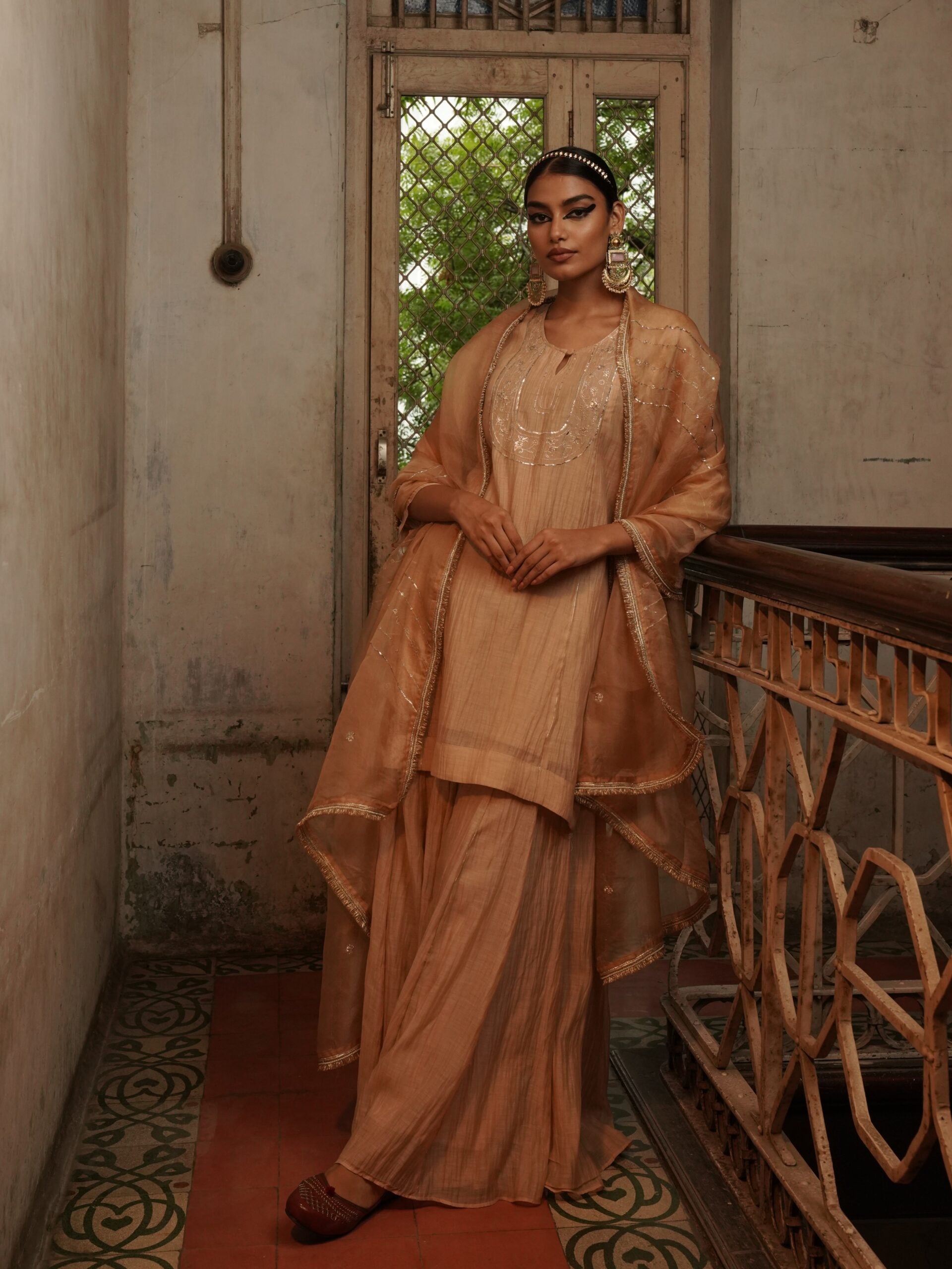 Motimala organza Dupatta - swarn "beige"
