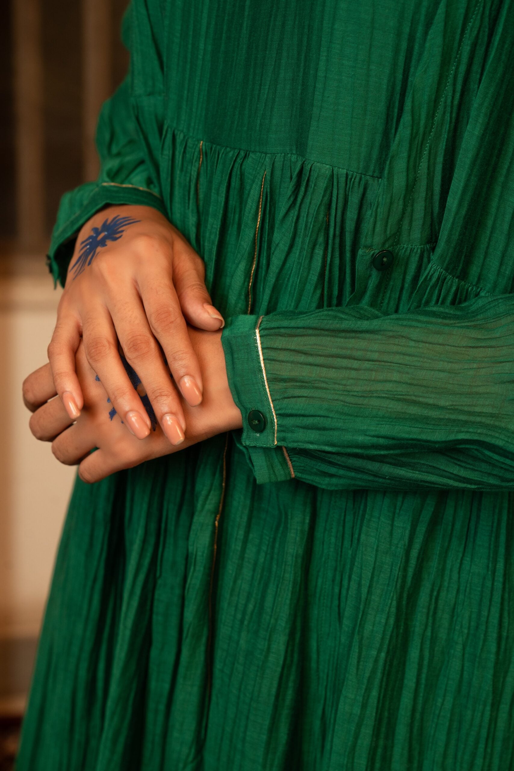 Saanjh-Savera dress & overlay - chatak haraa