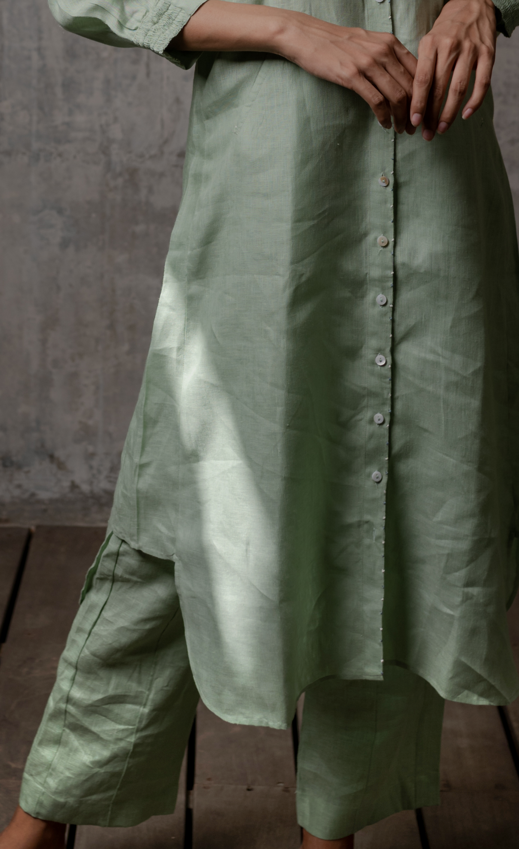 OLIVIA LINEN KURTA - Pista