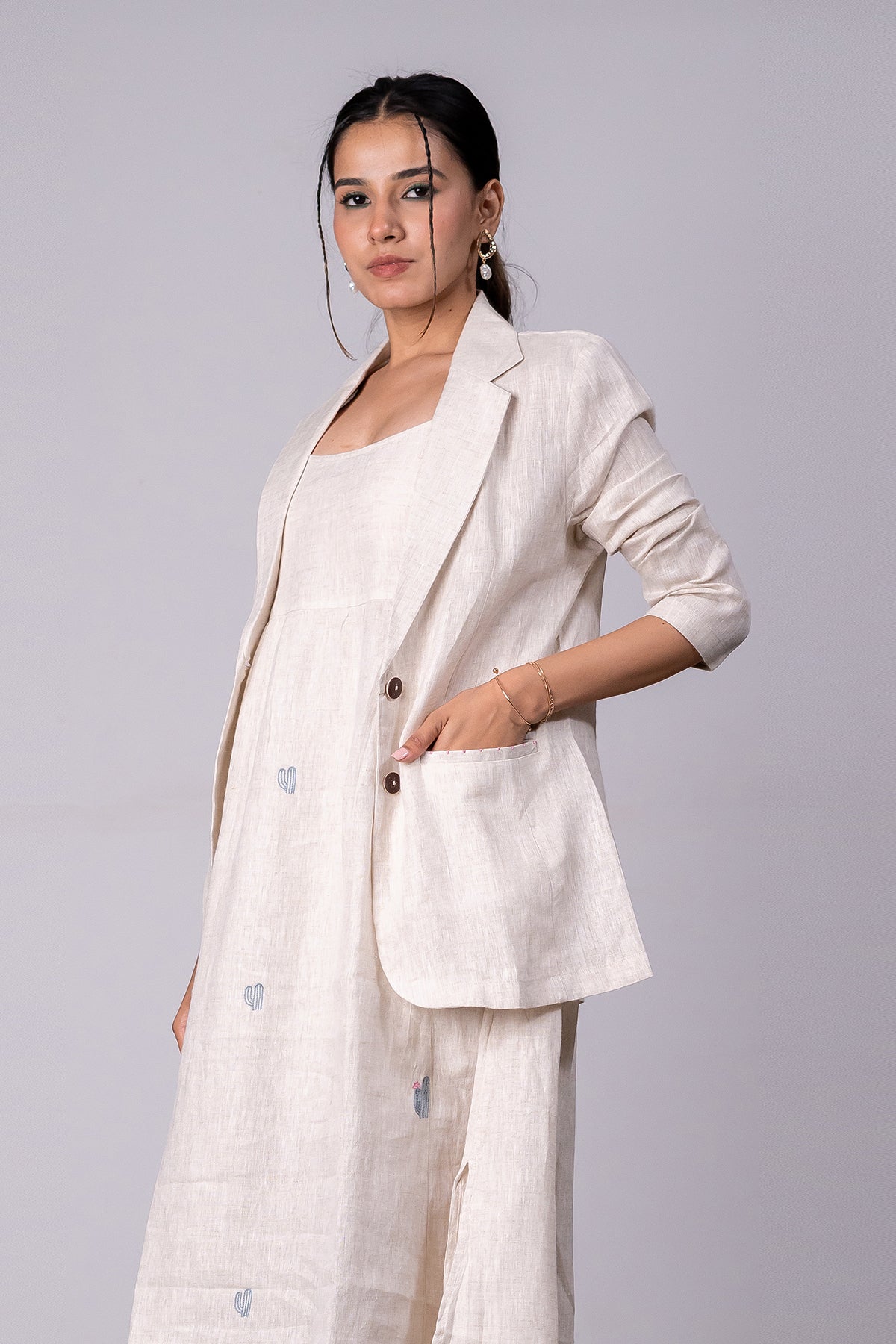 Diane Linen Blazer With Welt Pockets - Ecru