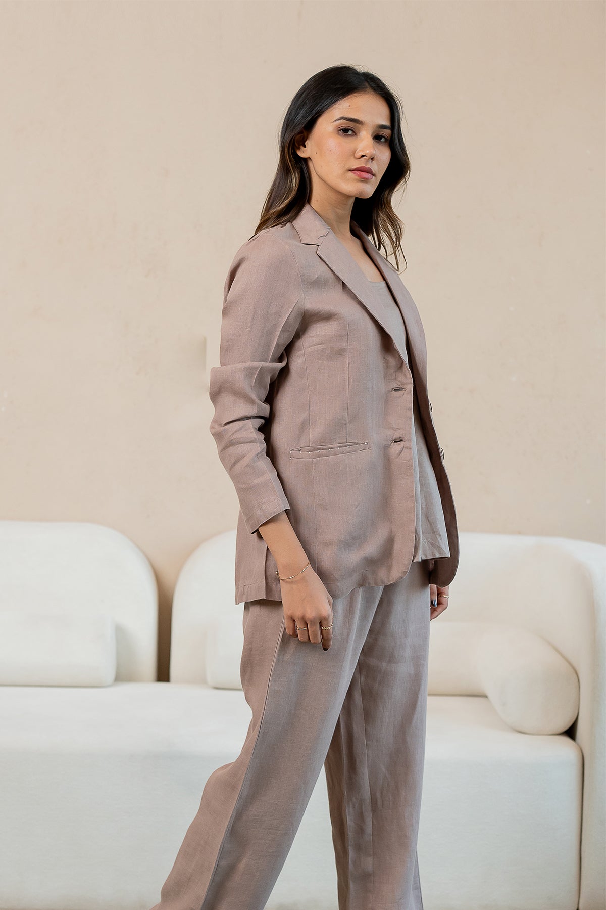 Diane-Linen-Blazer-with-Welt-Pockets-Mud-
