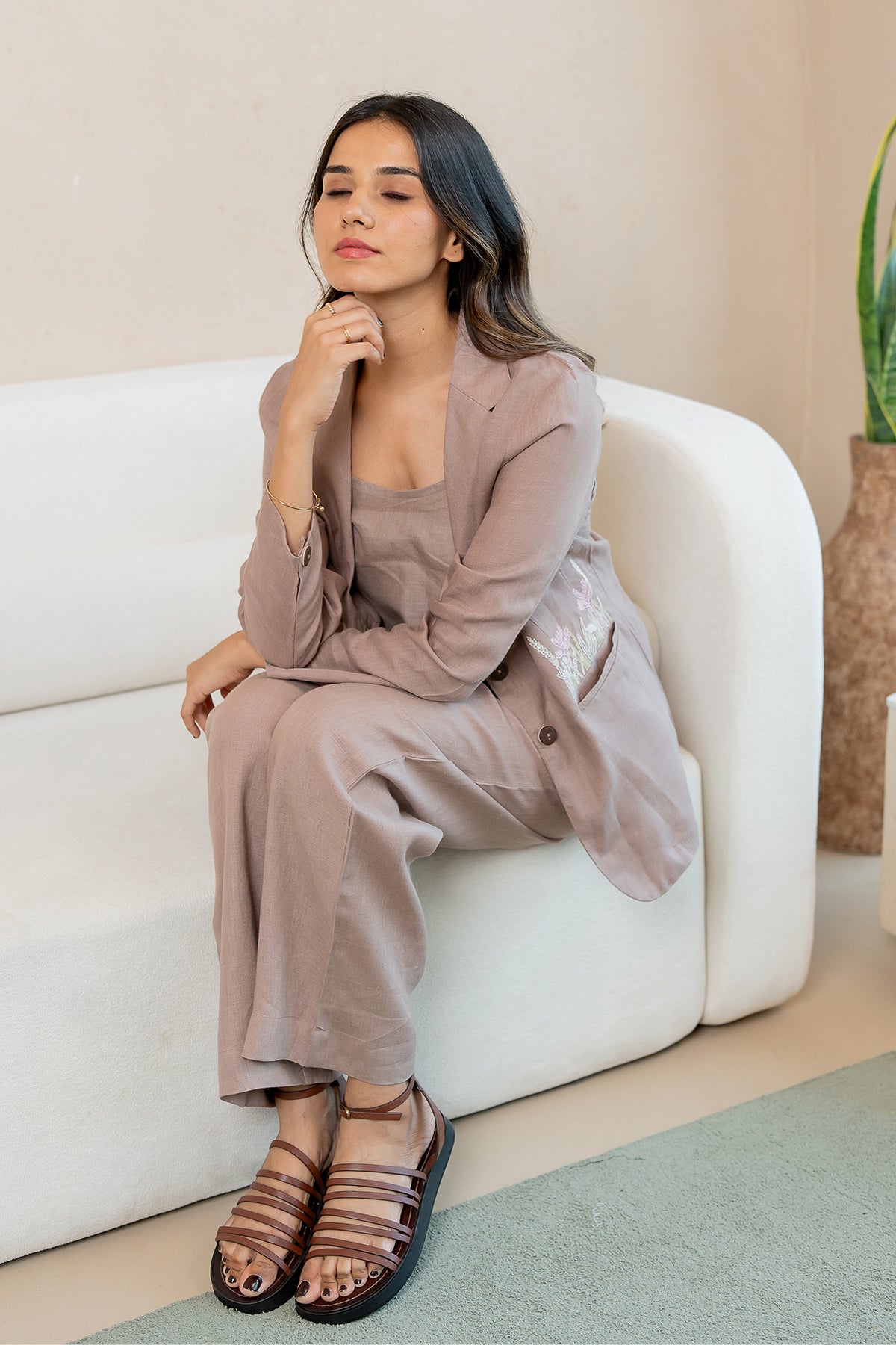 Diane-Linen-Blazer-with-Welt-Pockets-Mud-