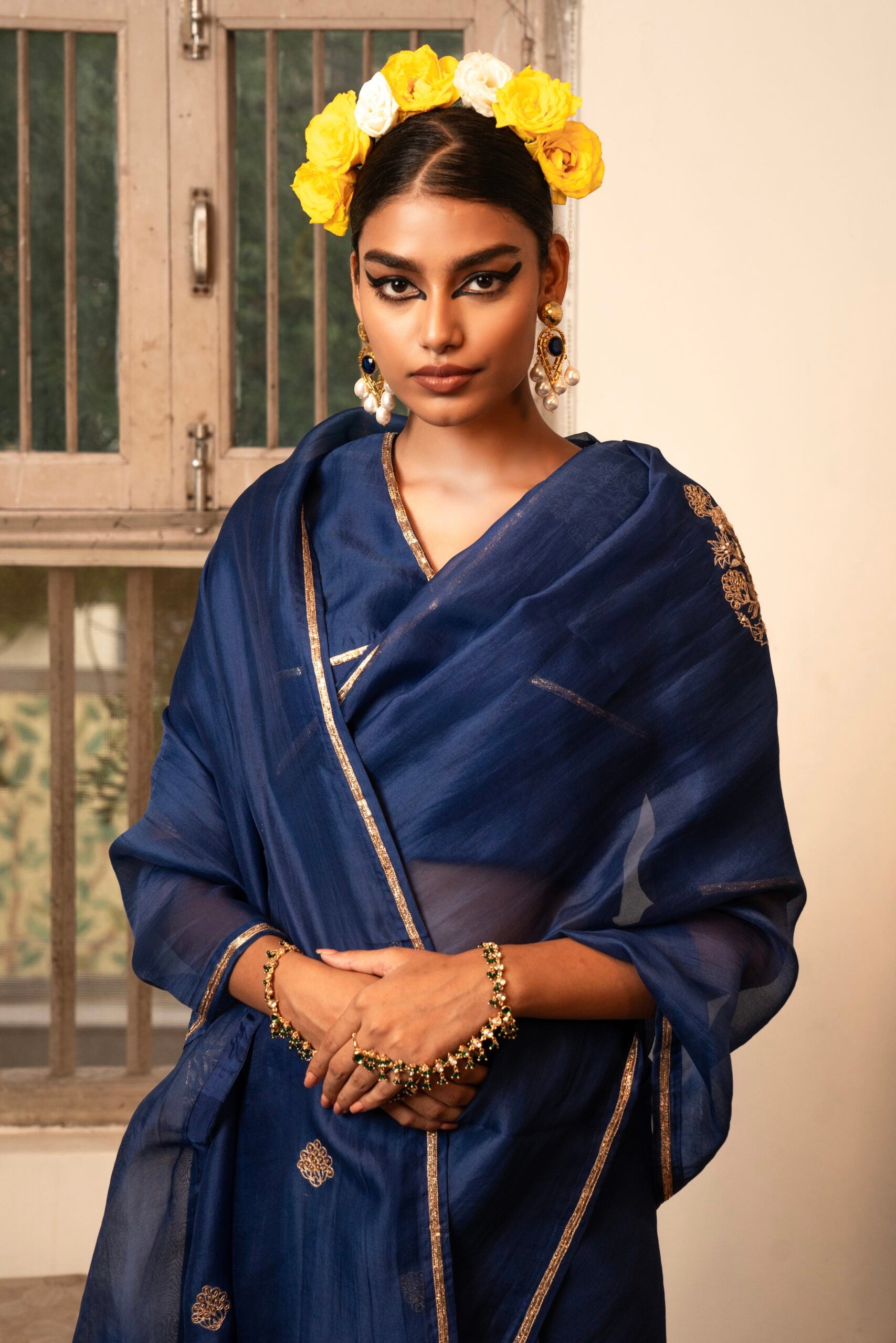 Phool bahar Saree - mayur Neela