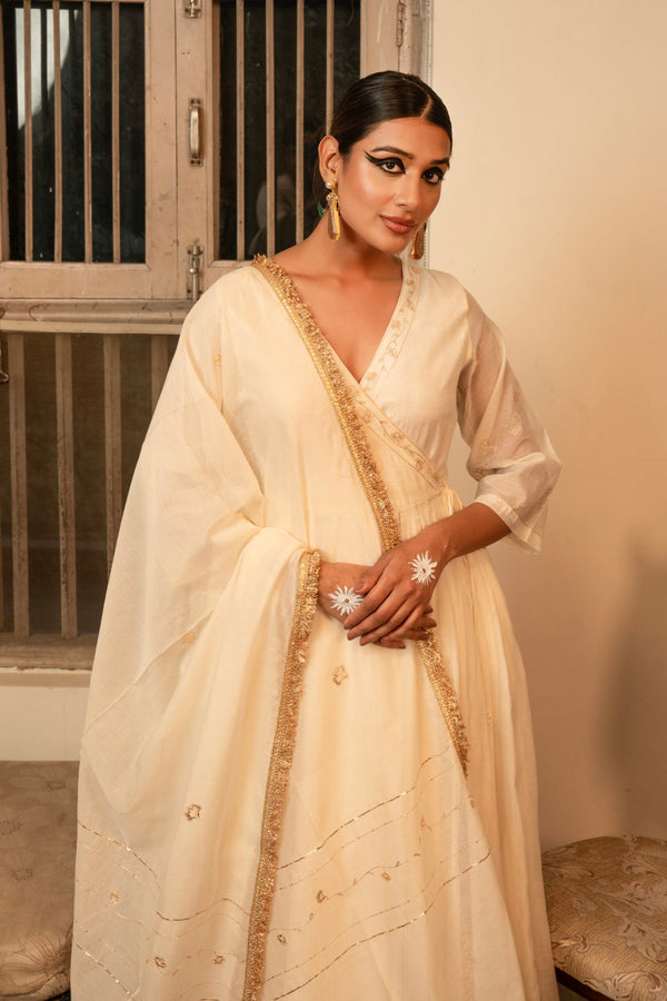 Lehariya Angarkha set - Ivory White