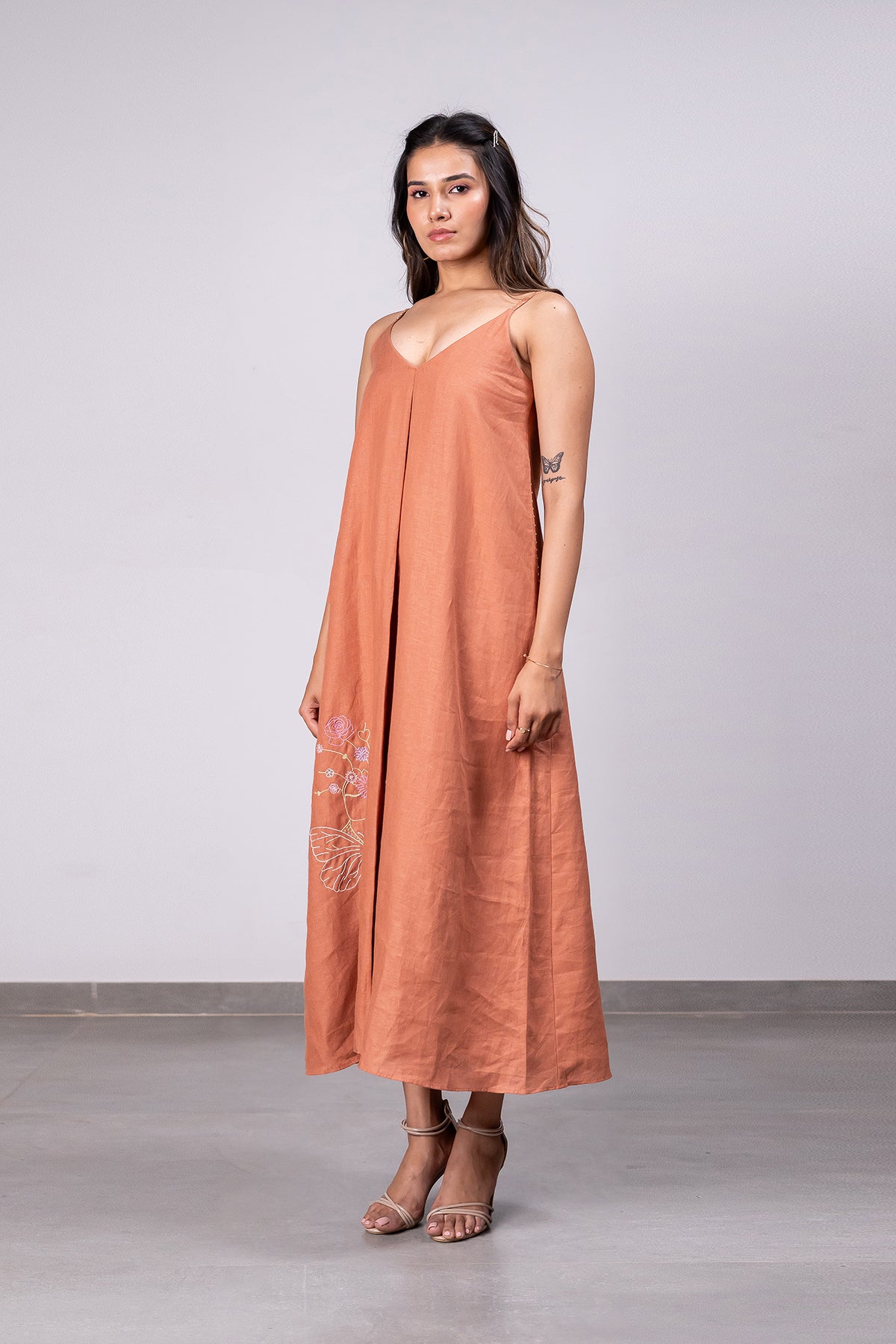 Felicia Linen Handkerchief Dress With Pockets – Sand Brown