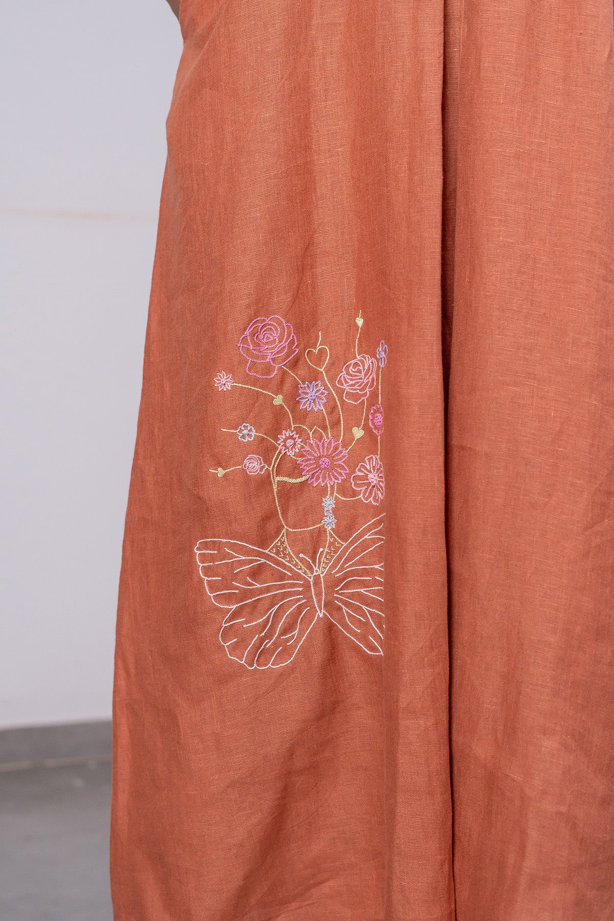 Felicia Linen Handkerchief Dress With Pockets – Sand Brown