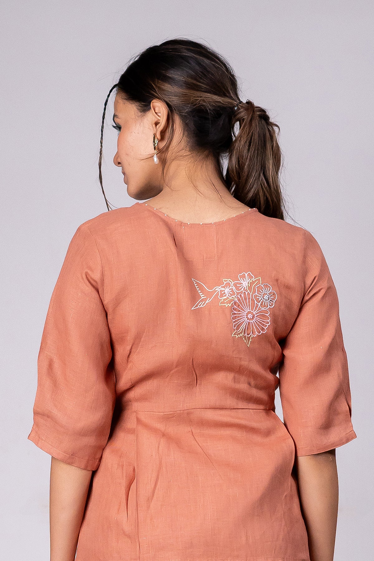 Hannah Linen Wrap Top – Sand Brown