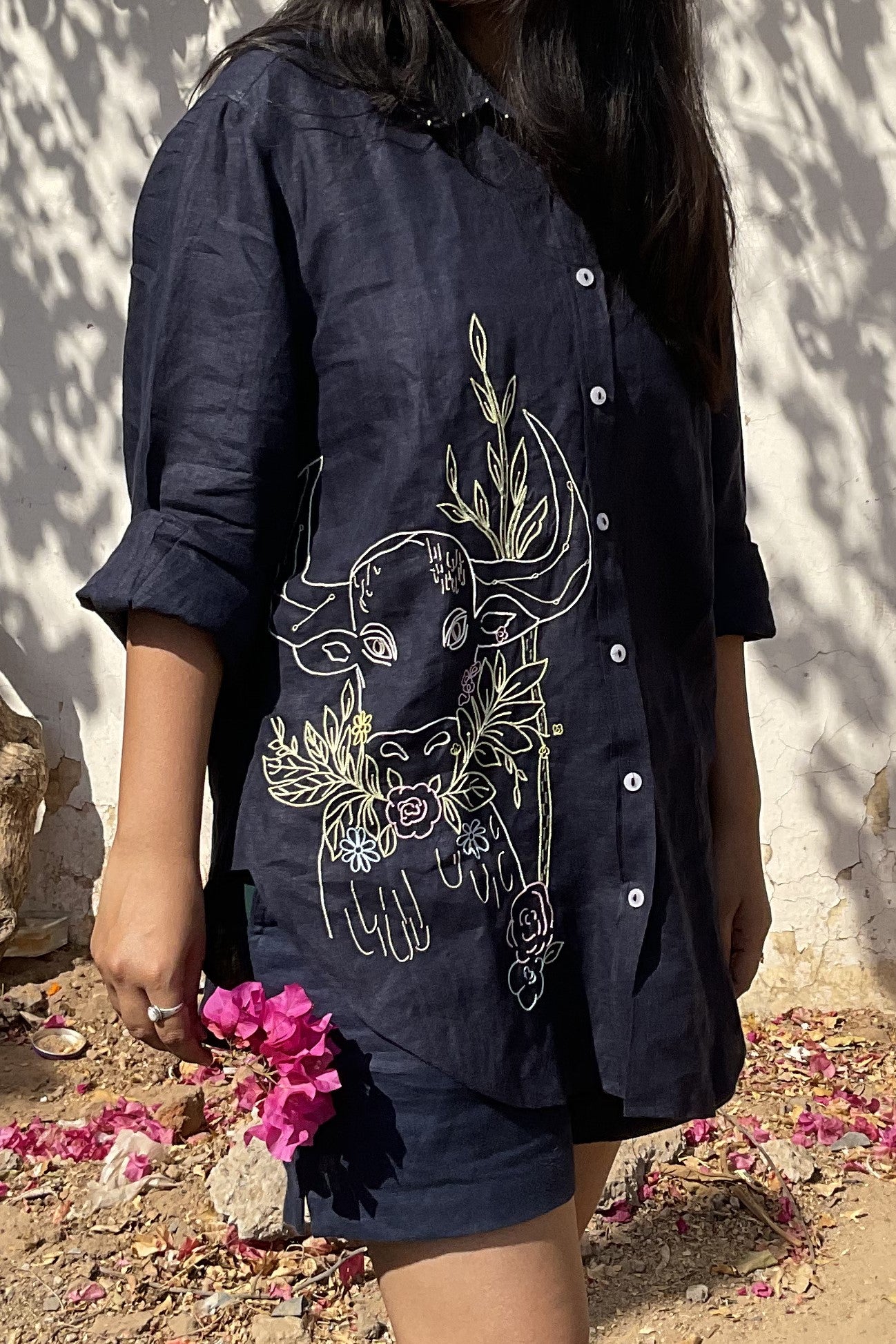 Taurus Linen Shirt - Navy Blue