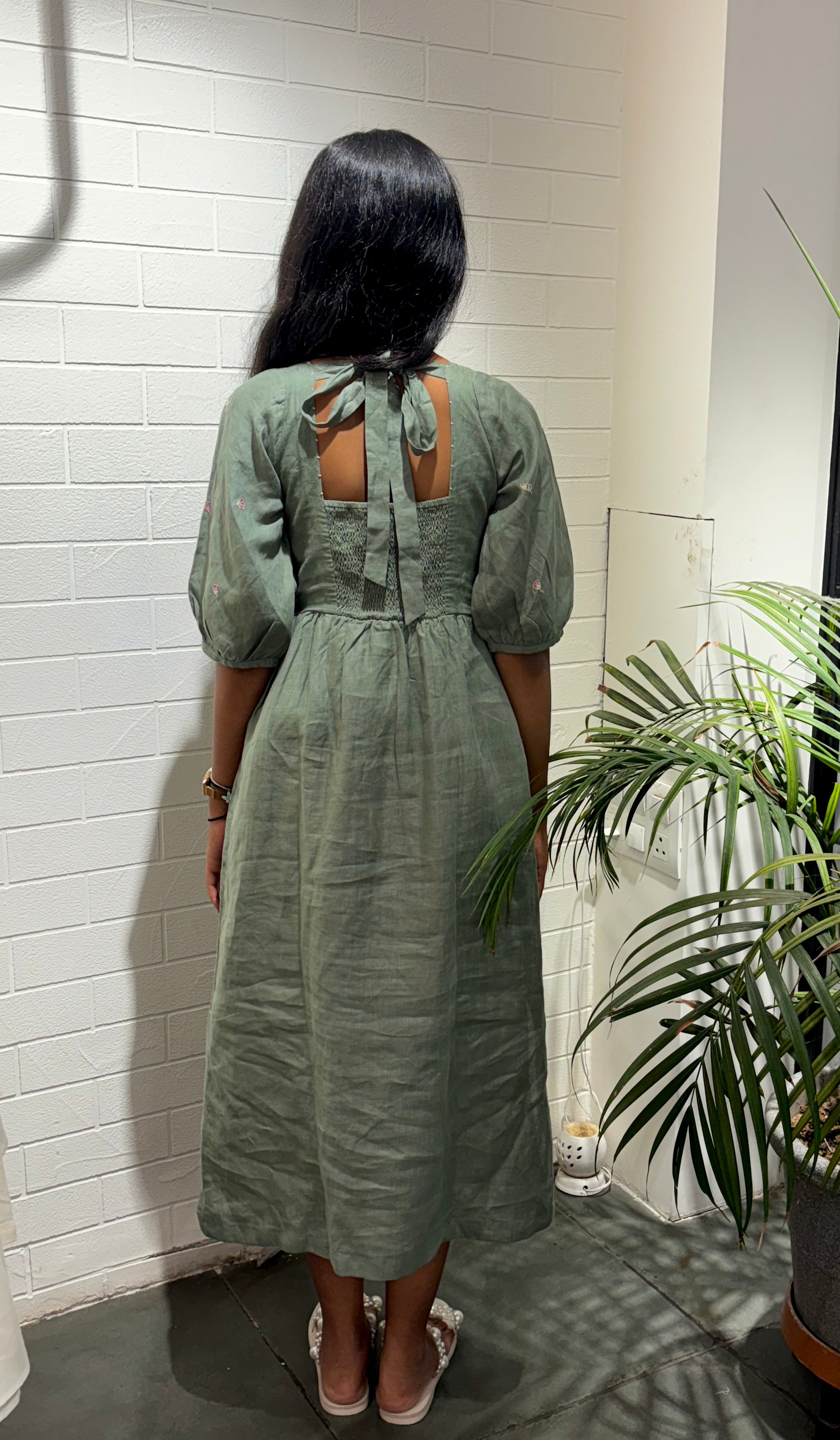 Linen Back Knot Dress - Old Olive