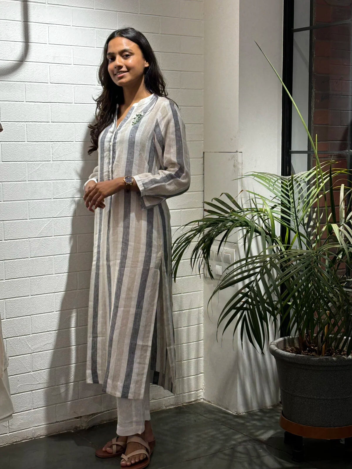 Linen Striped straight Kurta - White and Grey