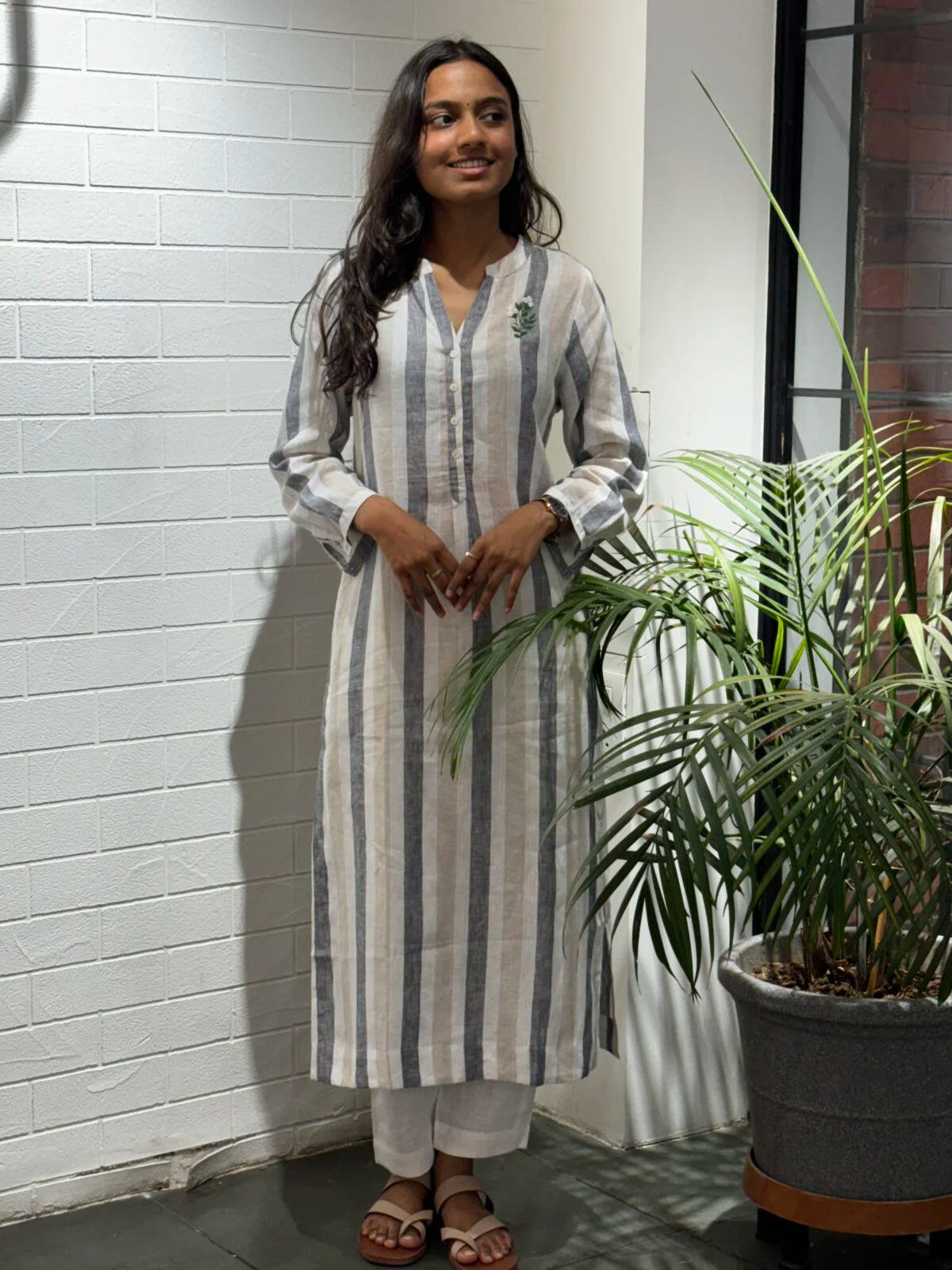 Linen Striped straight Kurta - White and Grey