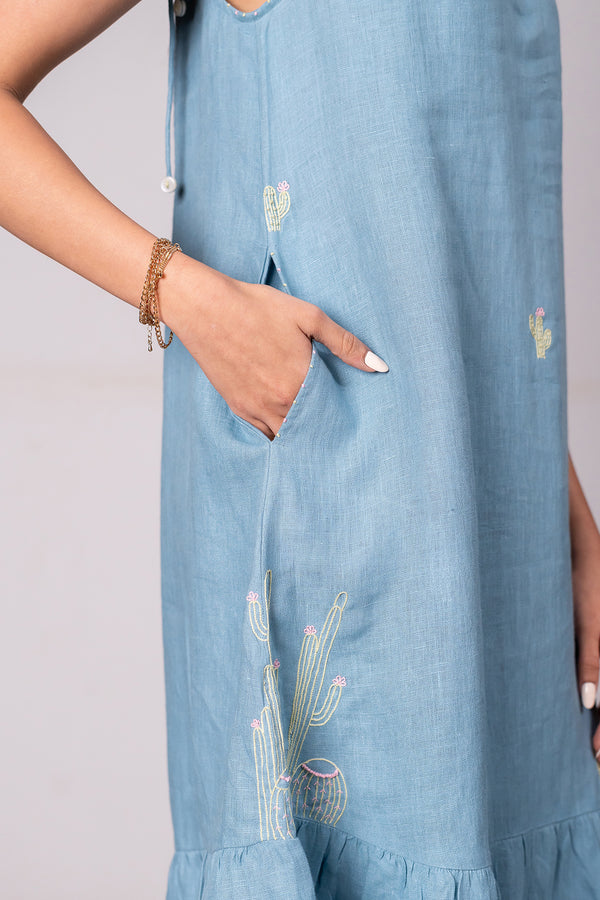 Jazmine Linen Chord dress with pockets - Icy Blue