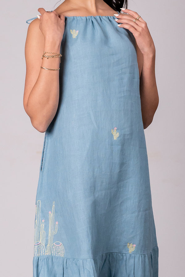Jazmine Linen Chord dress with pockets - Icy Blue