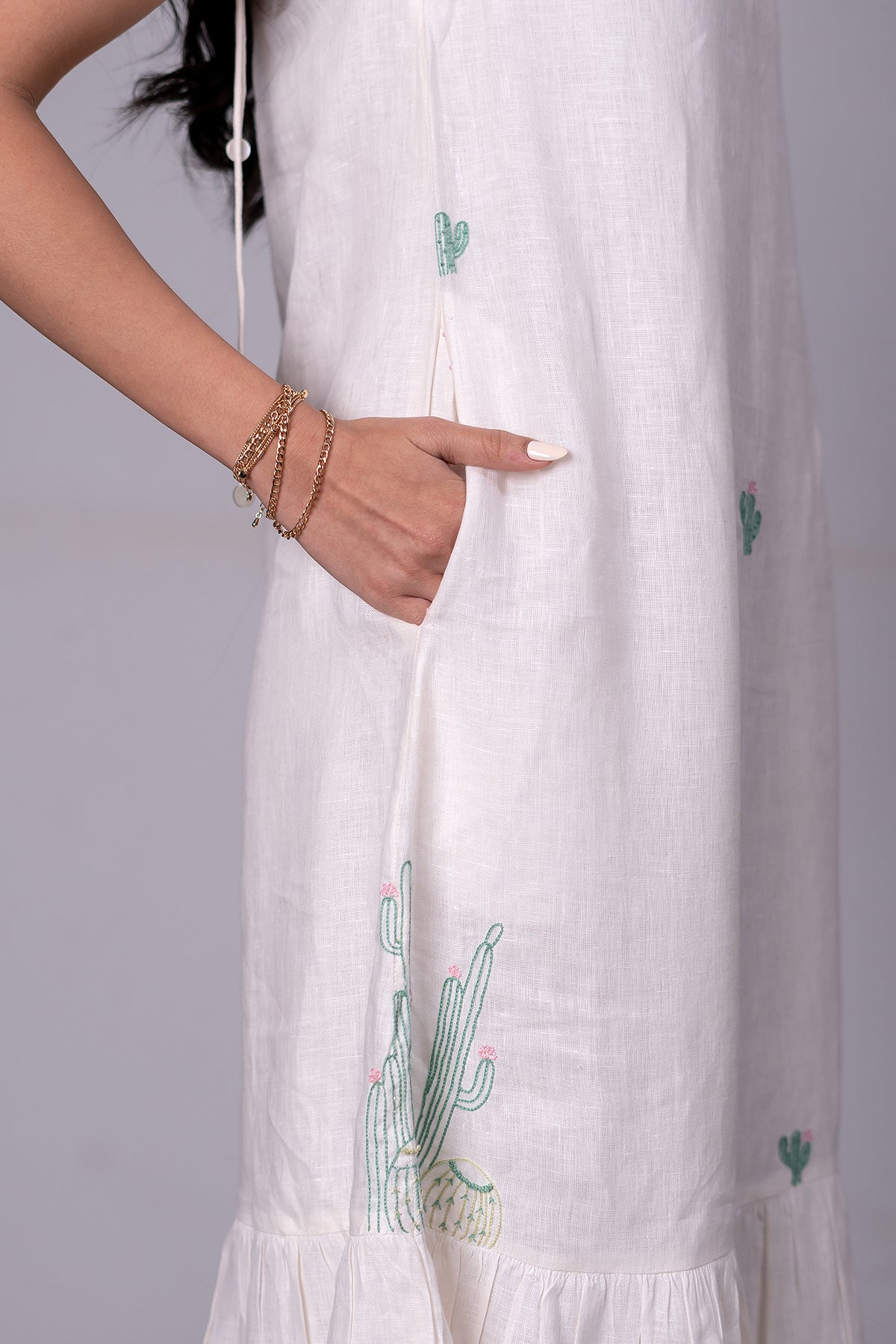 Jazmine Linen Chord dress with pockets - off-white
