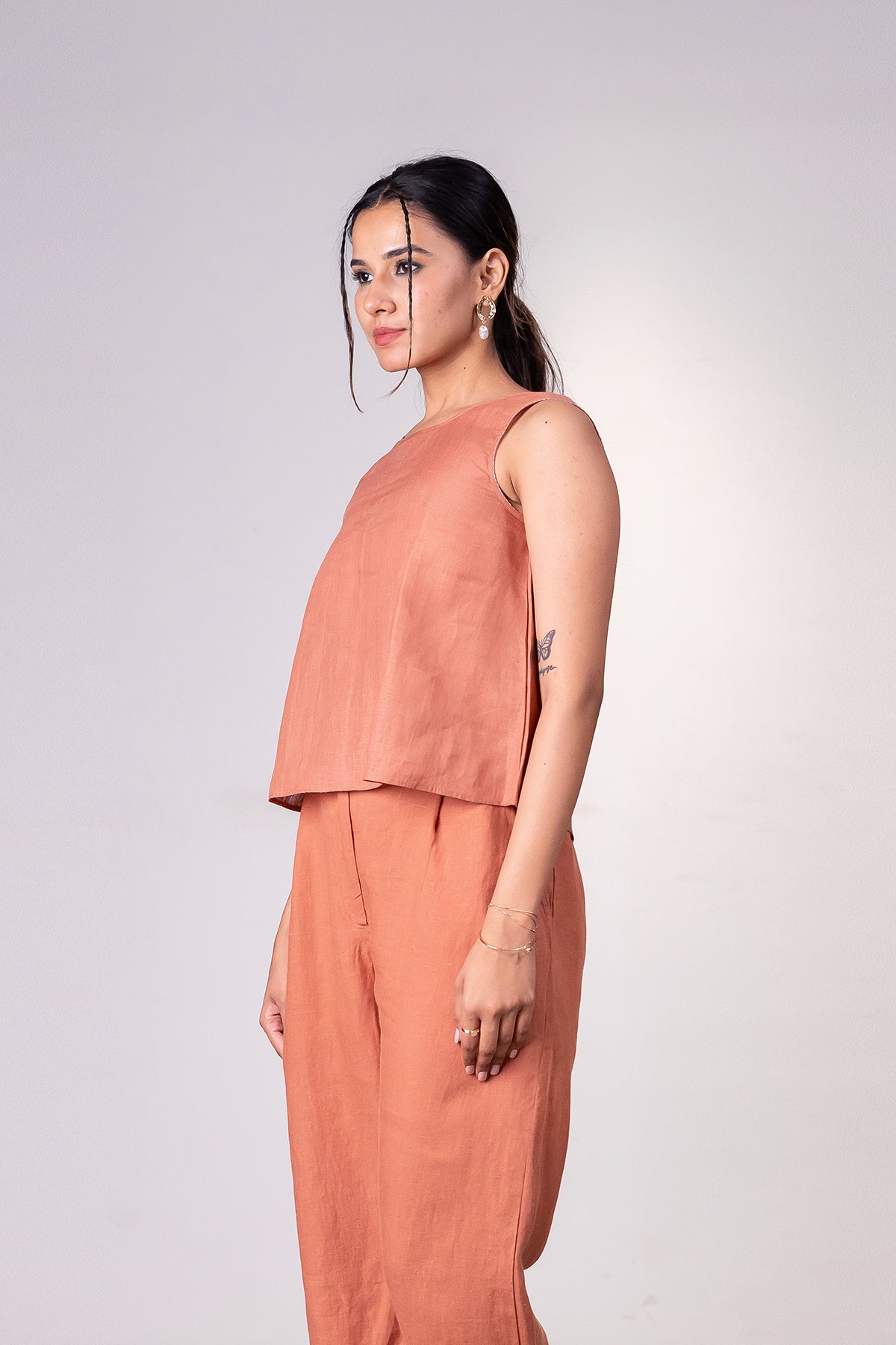 Kylie Linen Top – Sand Brown